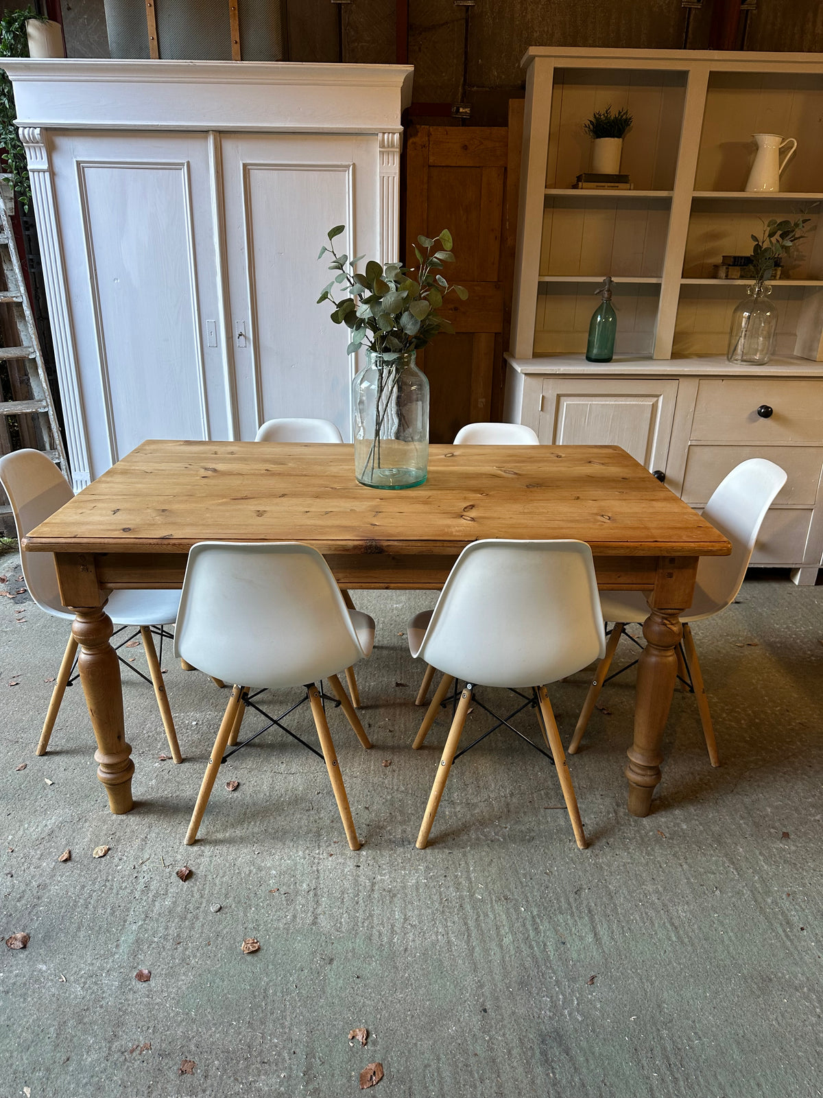 Farmhouse table 6 seater
