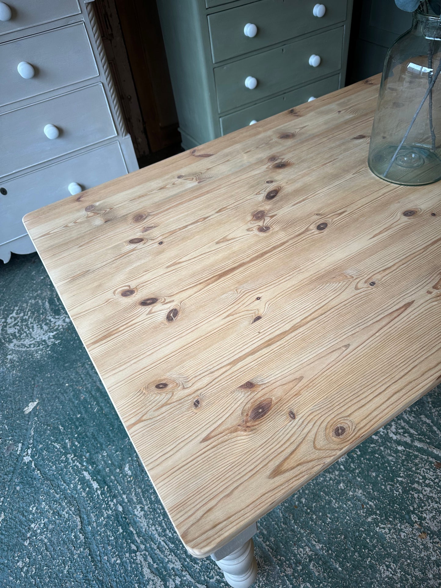 Farmhouse table 8 seater