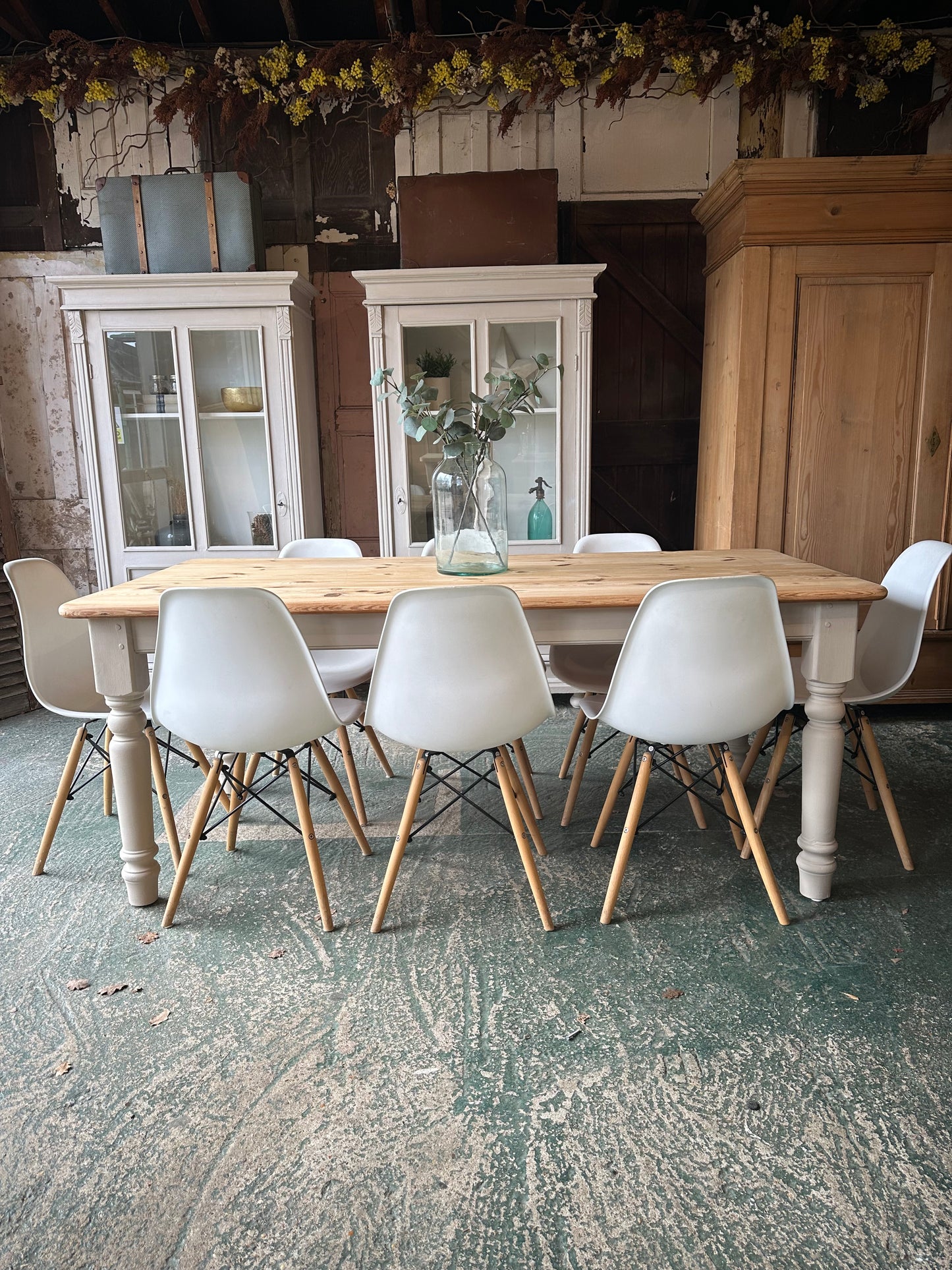 Rustic farmhouse table 8 seater