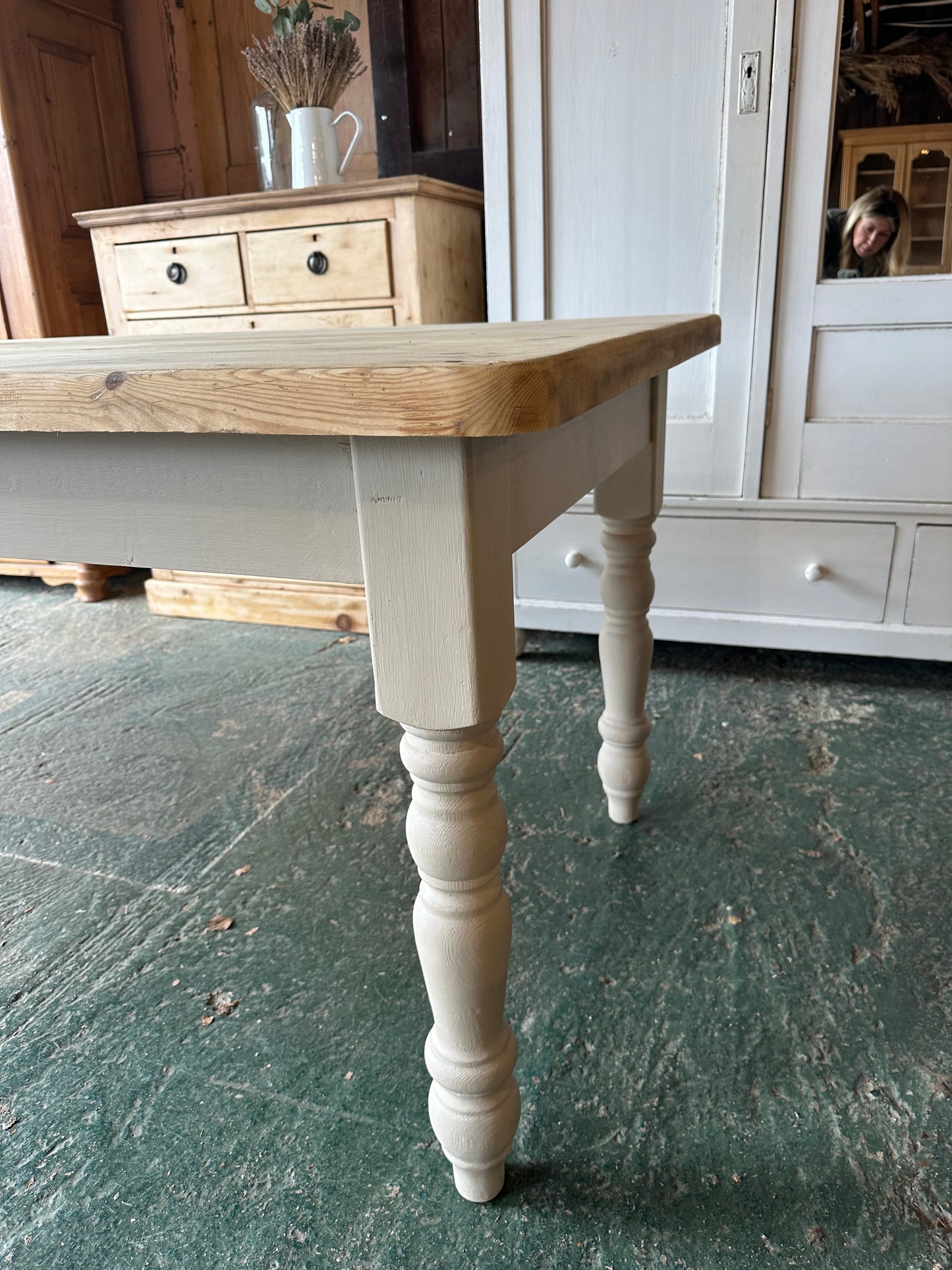 Rustic farmhouse table 10 seater
