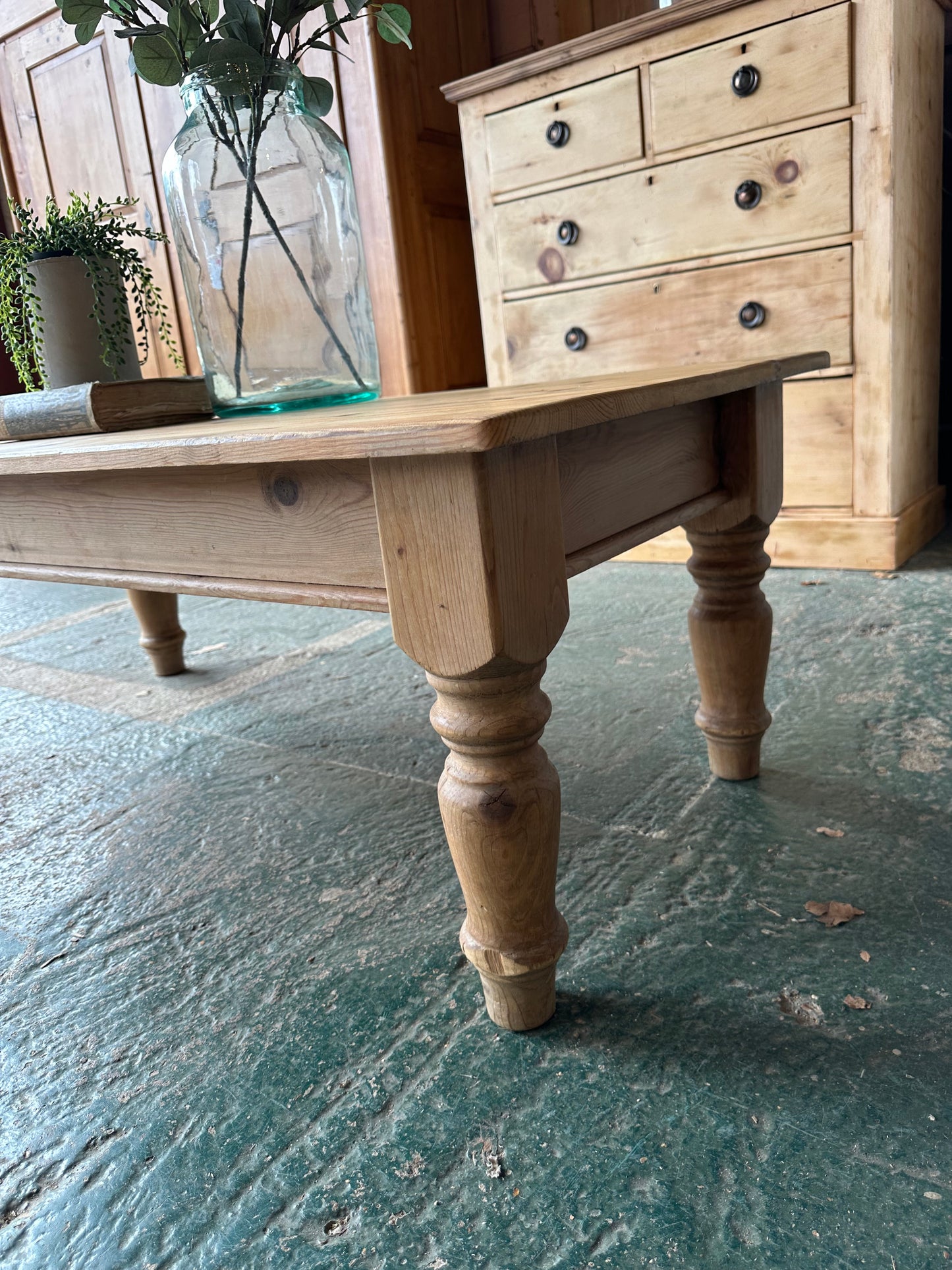 Rustic Farmhouse coffee table