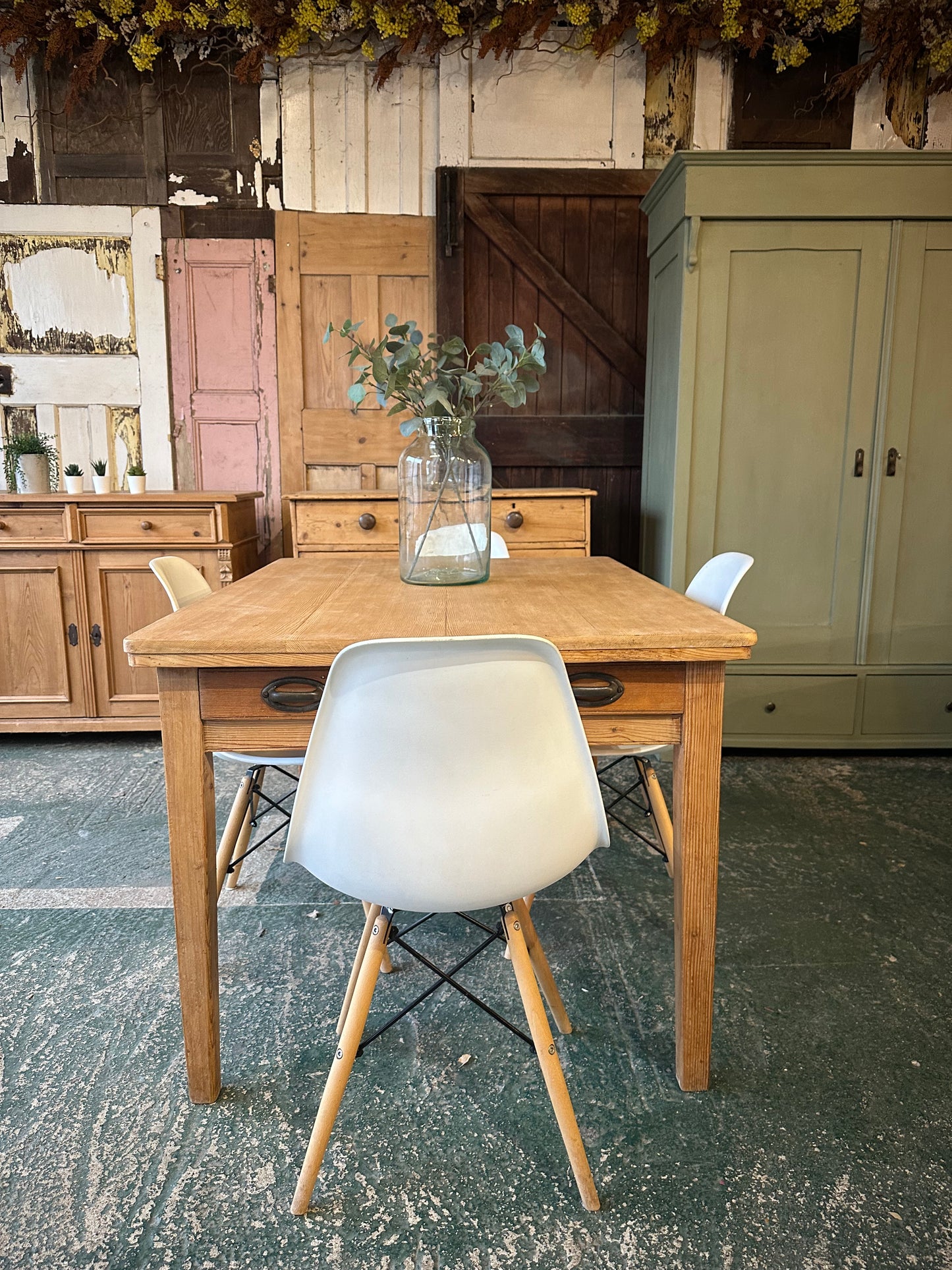 Rustic farmhouse table 4 seater