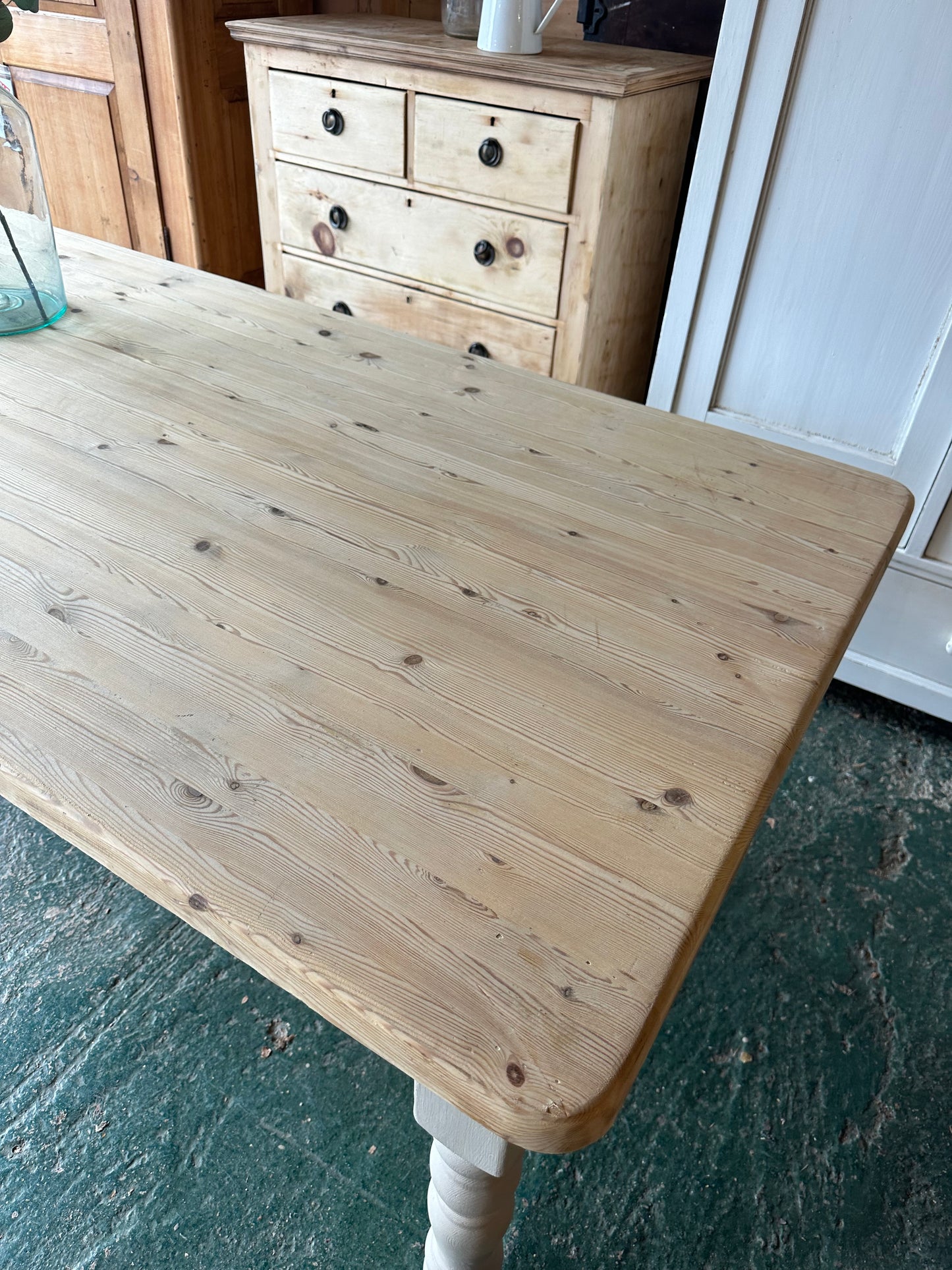 Rustic farmhouse table 10 seater