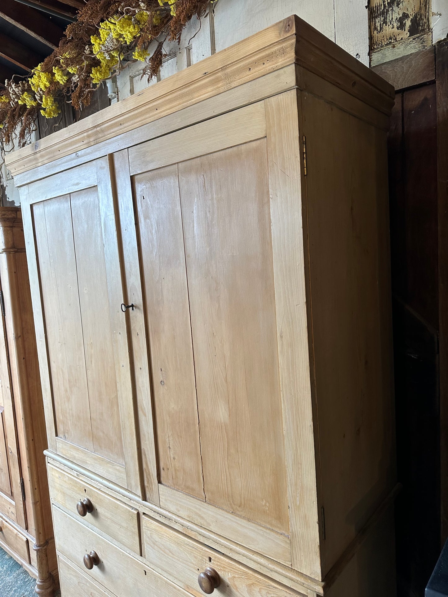 Vintage linen press / wardrobe