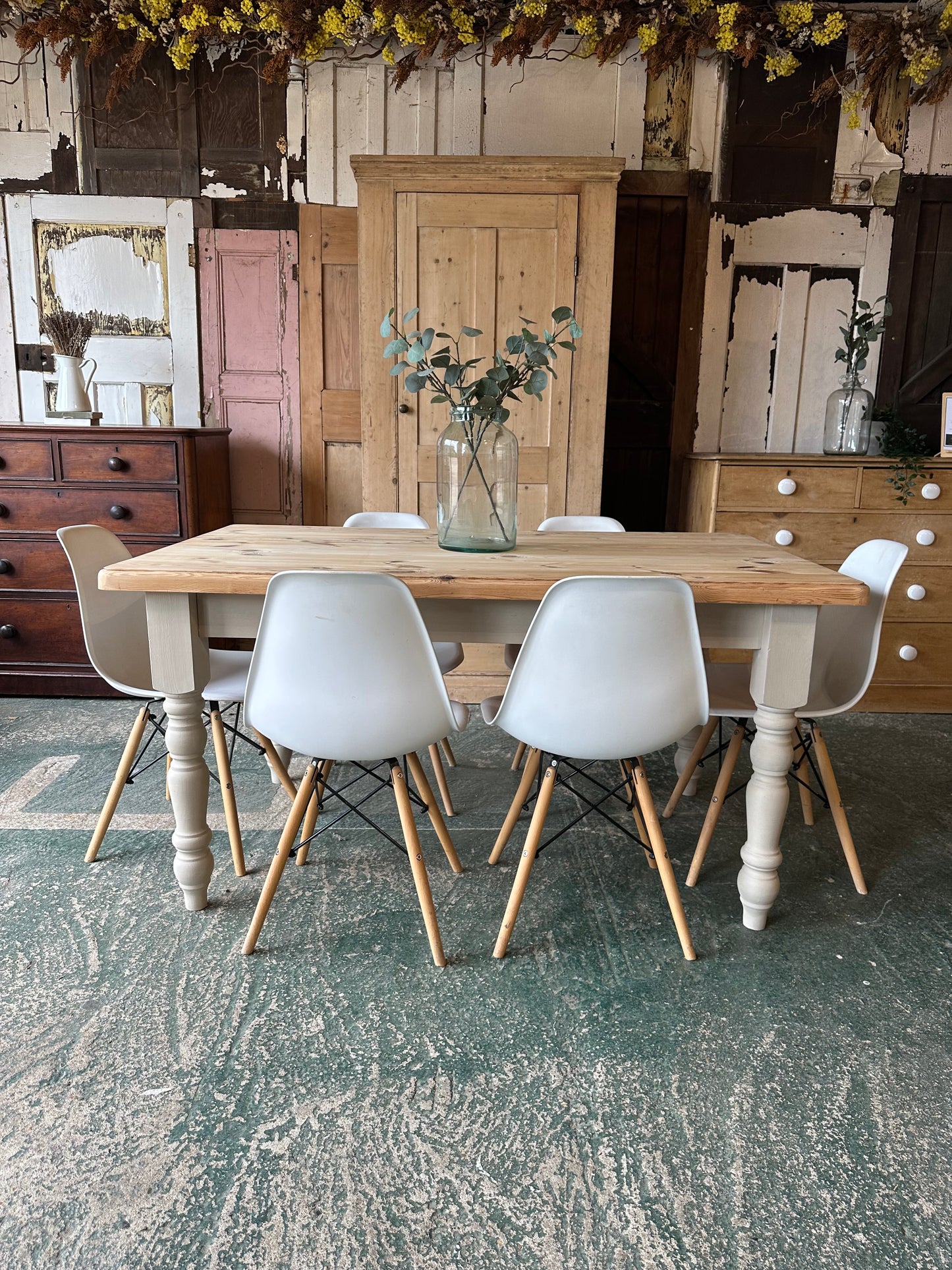 Rustic farmhouse table 6 seater