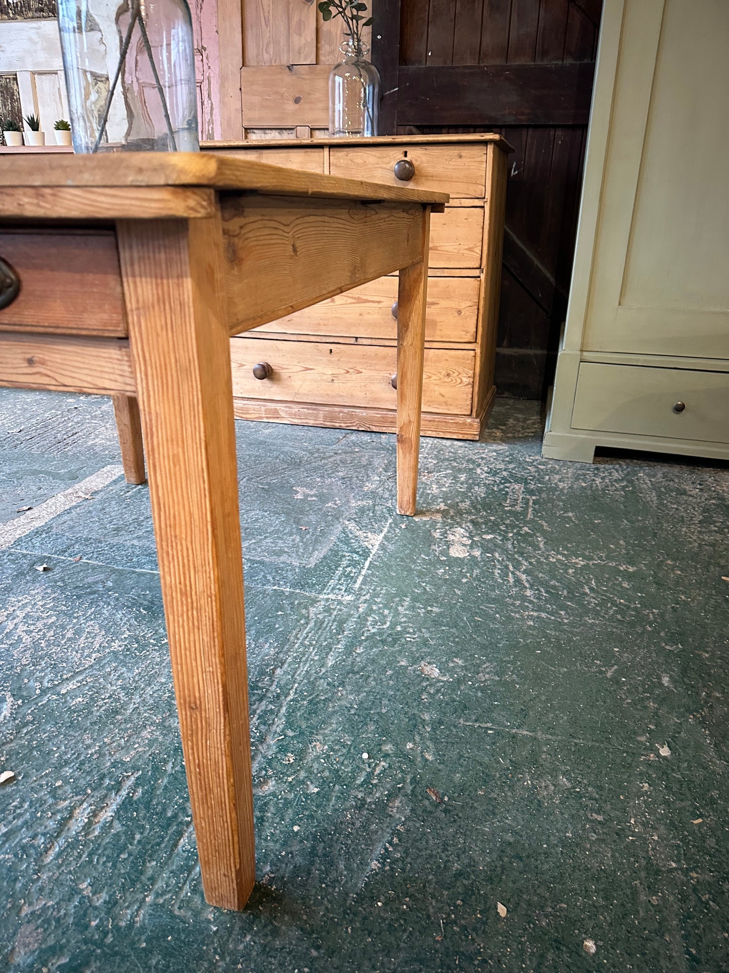Rustic farmhouse table 4 seater