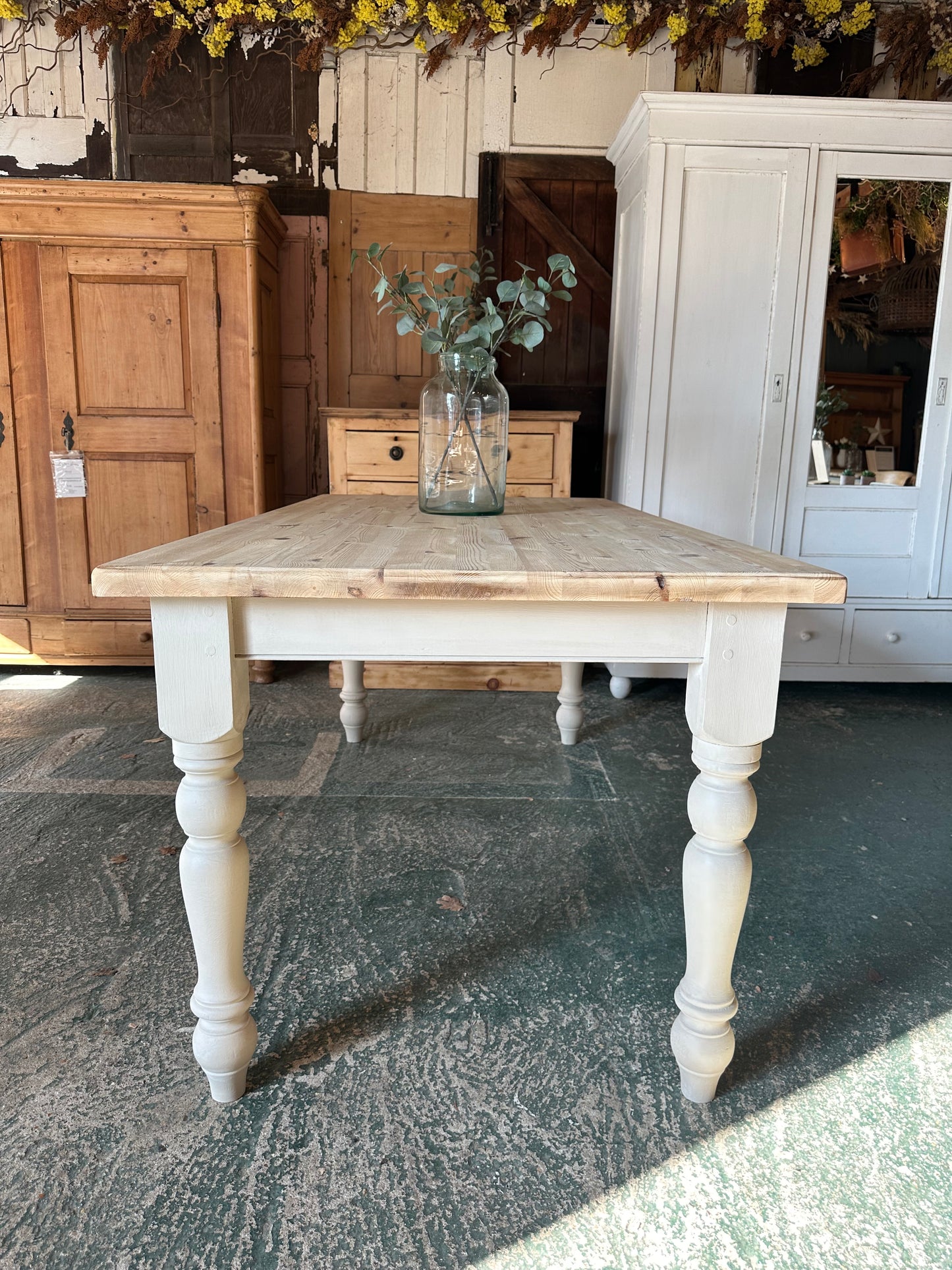Rustic farmhouse table 8 seater