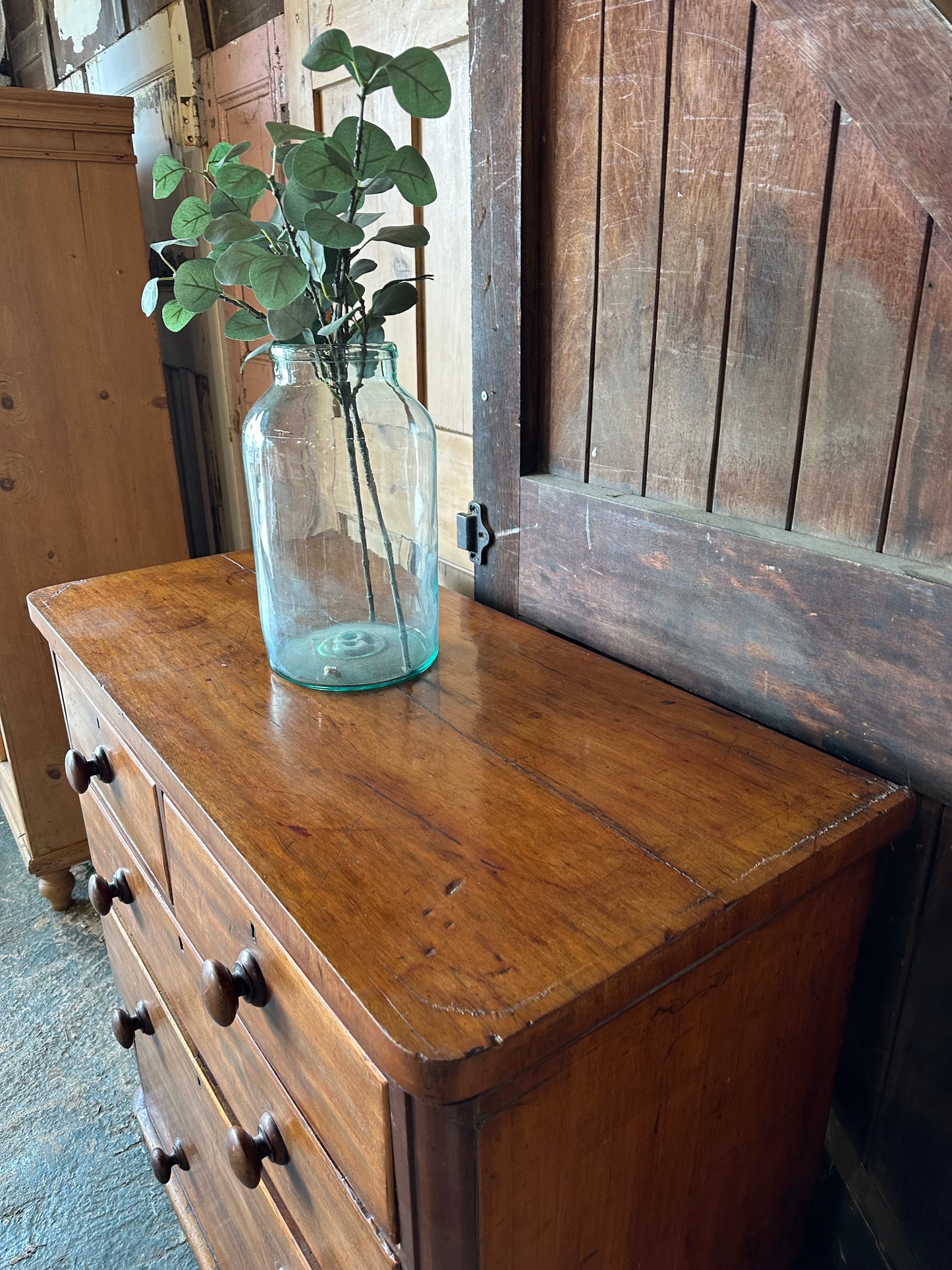 Rustic vintage chest of drawers