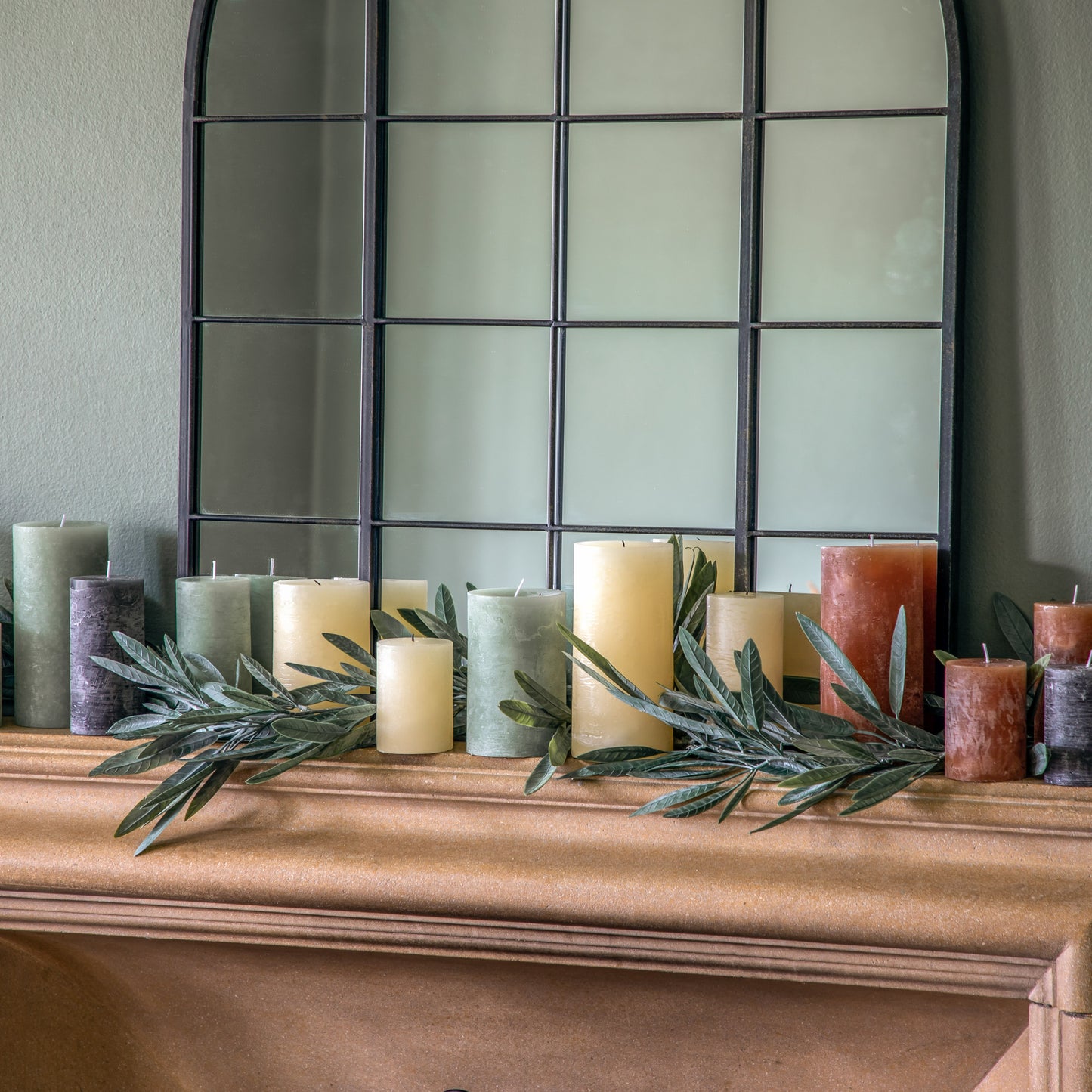 Pillar Candle Rustic Amber