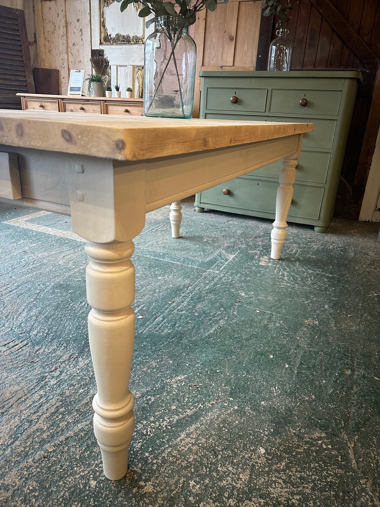 Rustic farmhouse table 8 seater