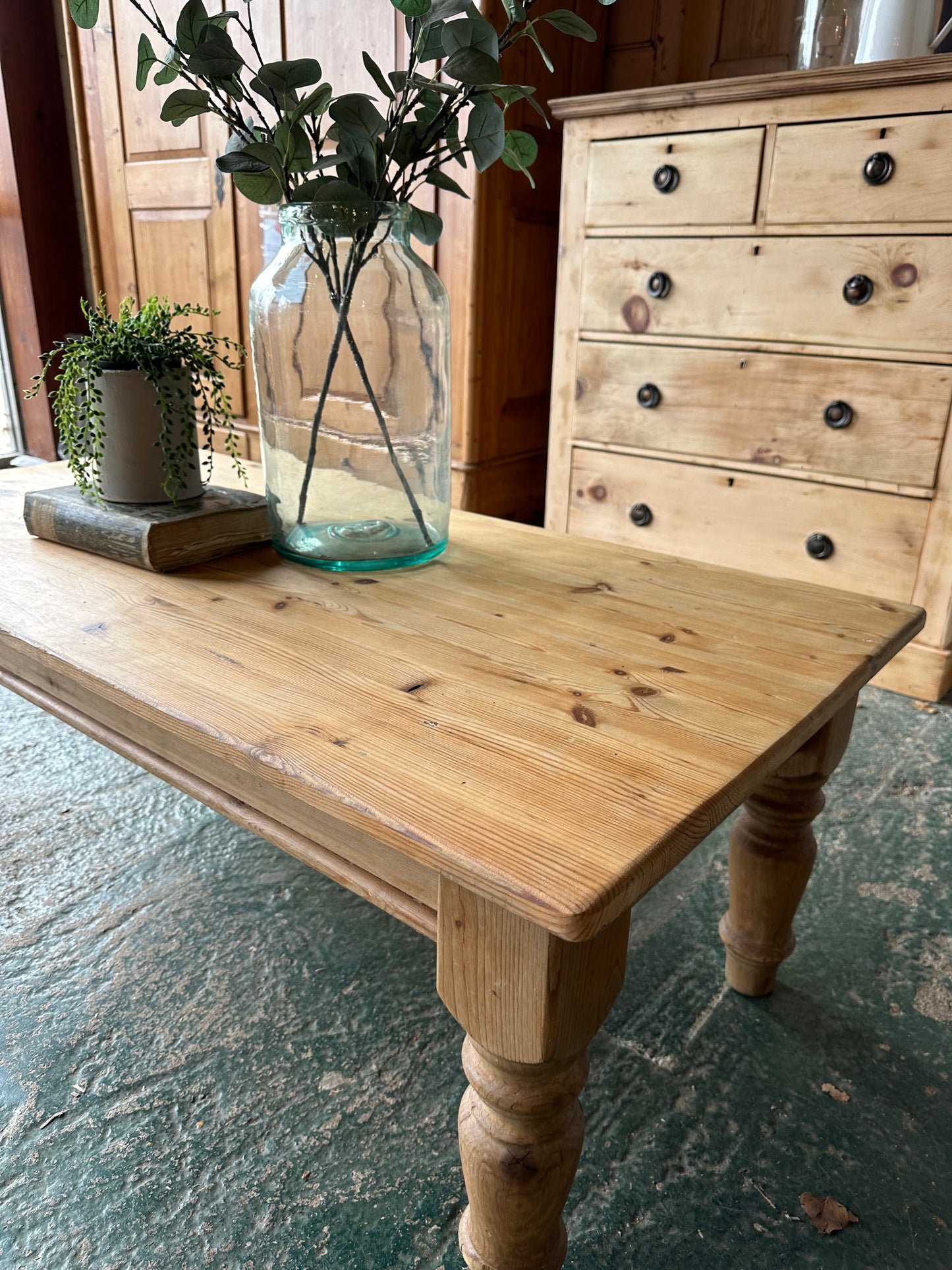 Rustic Farmhouse coffee table