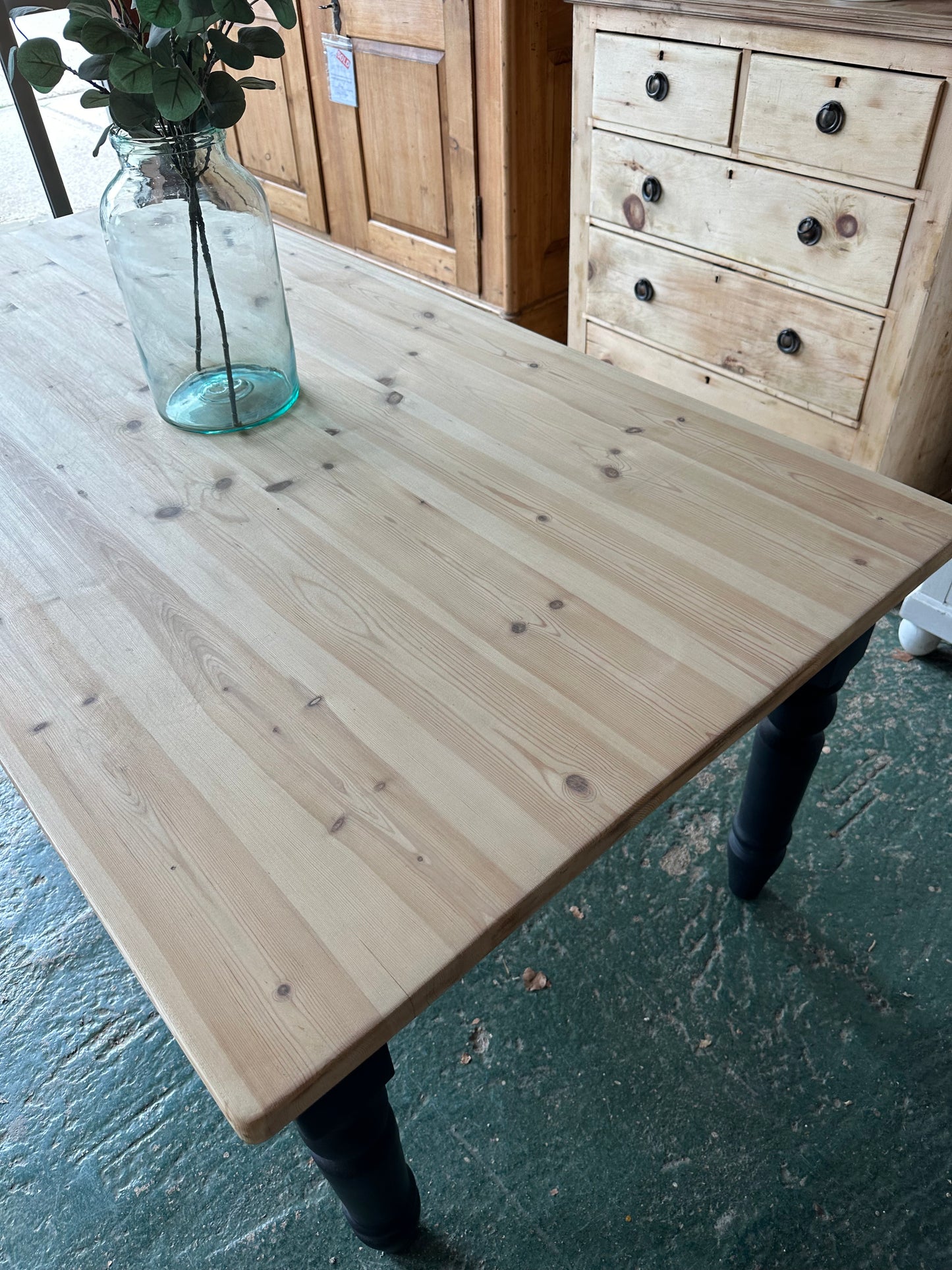 Rustic farmhouse table 8 seater