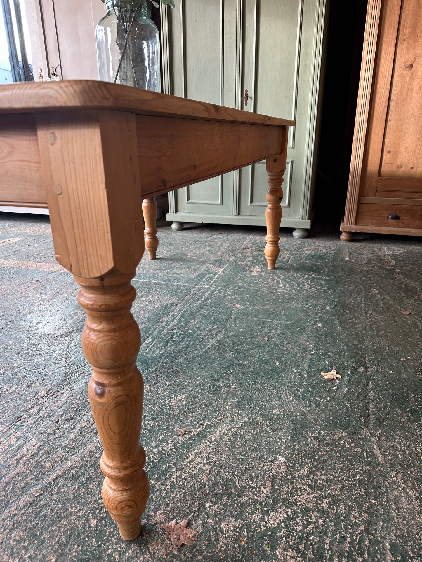 Rustic farmhouse table 8 seater