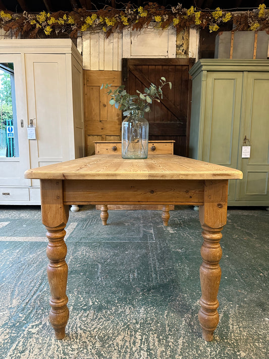 Rustic farmhouse table 8 seater