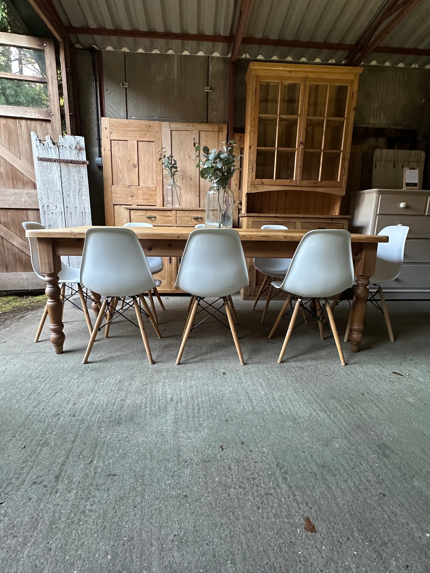 Farmhouse table large 8 seater
