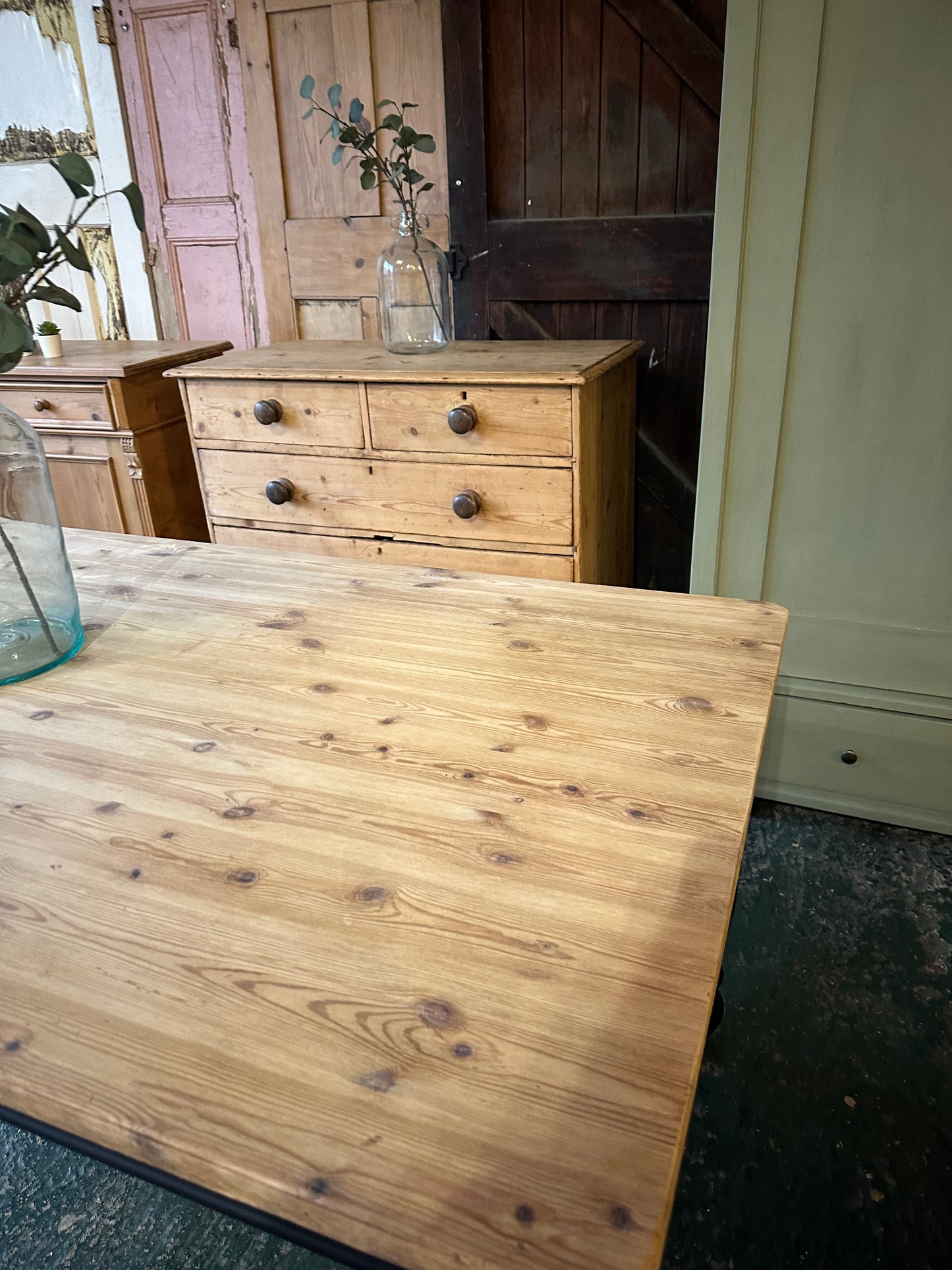 Rustic farmhouse table 8 seater