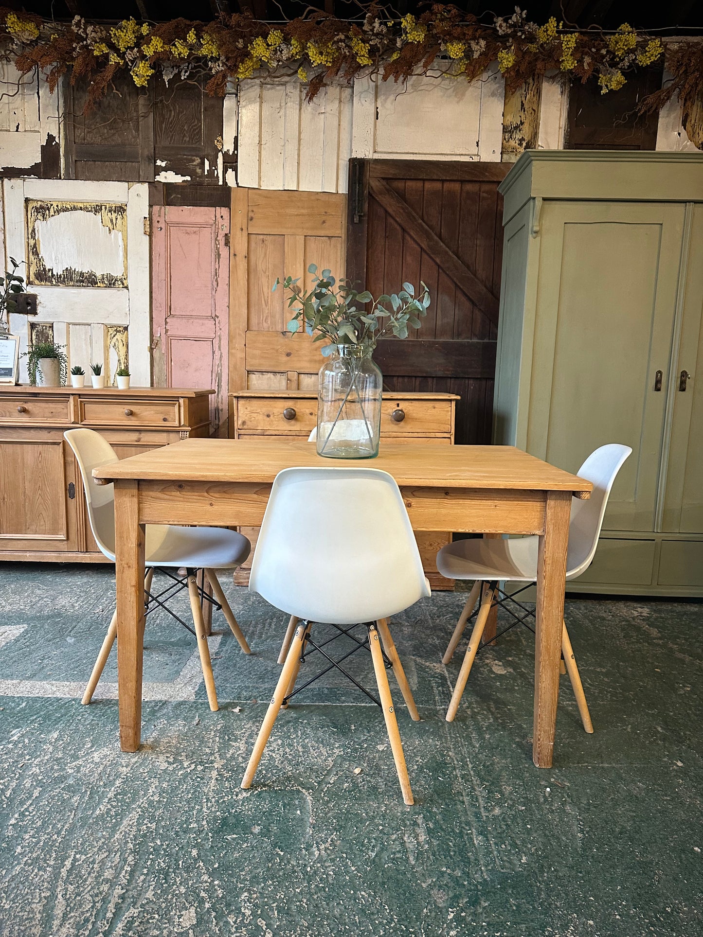 Rustic farmhouse table 4 seater