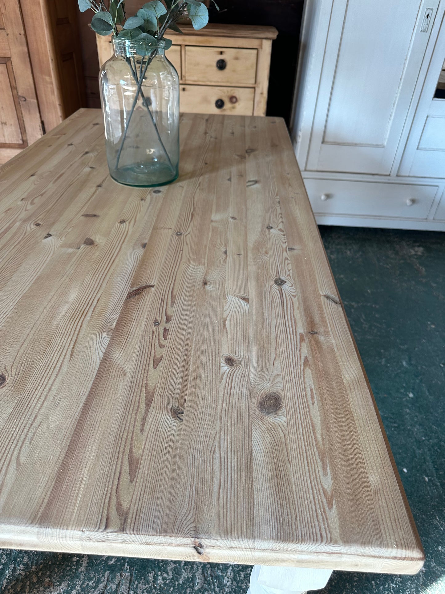Rustic farmhouse table 8 seater