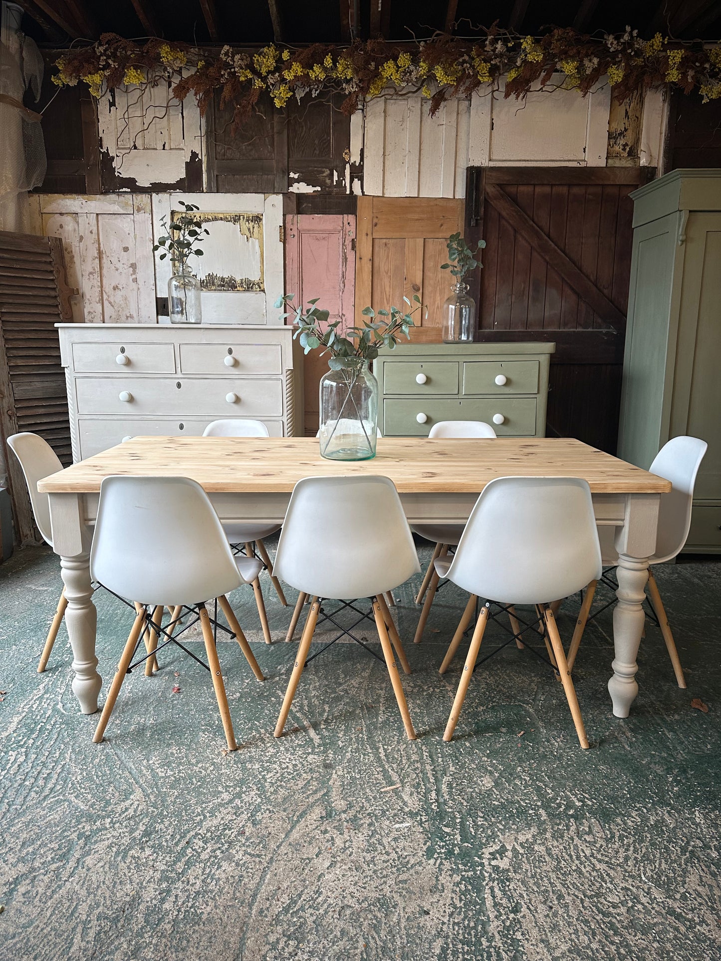 Farmhouse table 8 seater