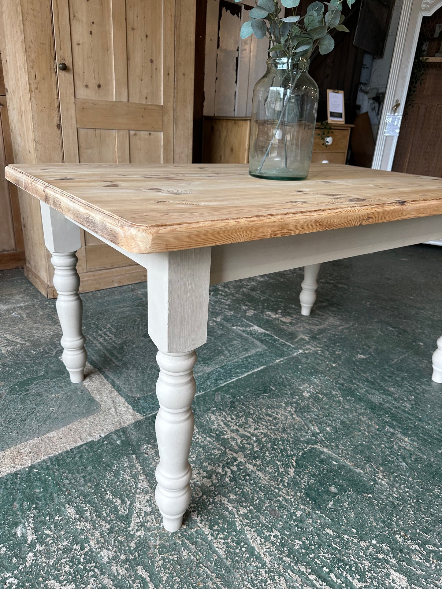 Rustic farmhouse table 6 seater