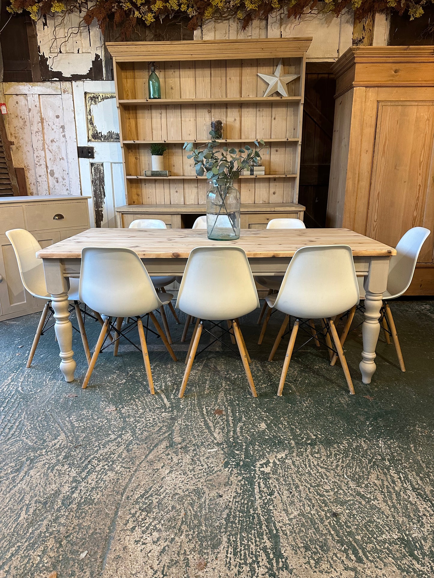 Rustic farmhouse table 8 seater