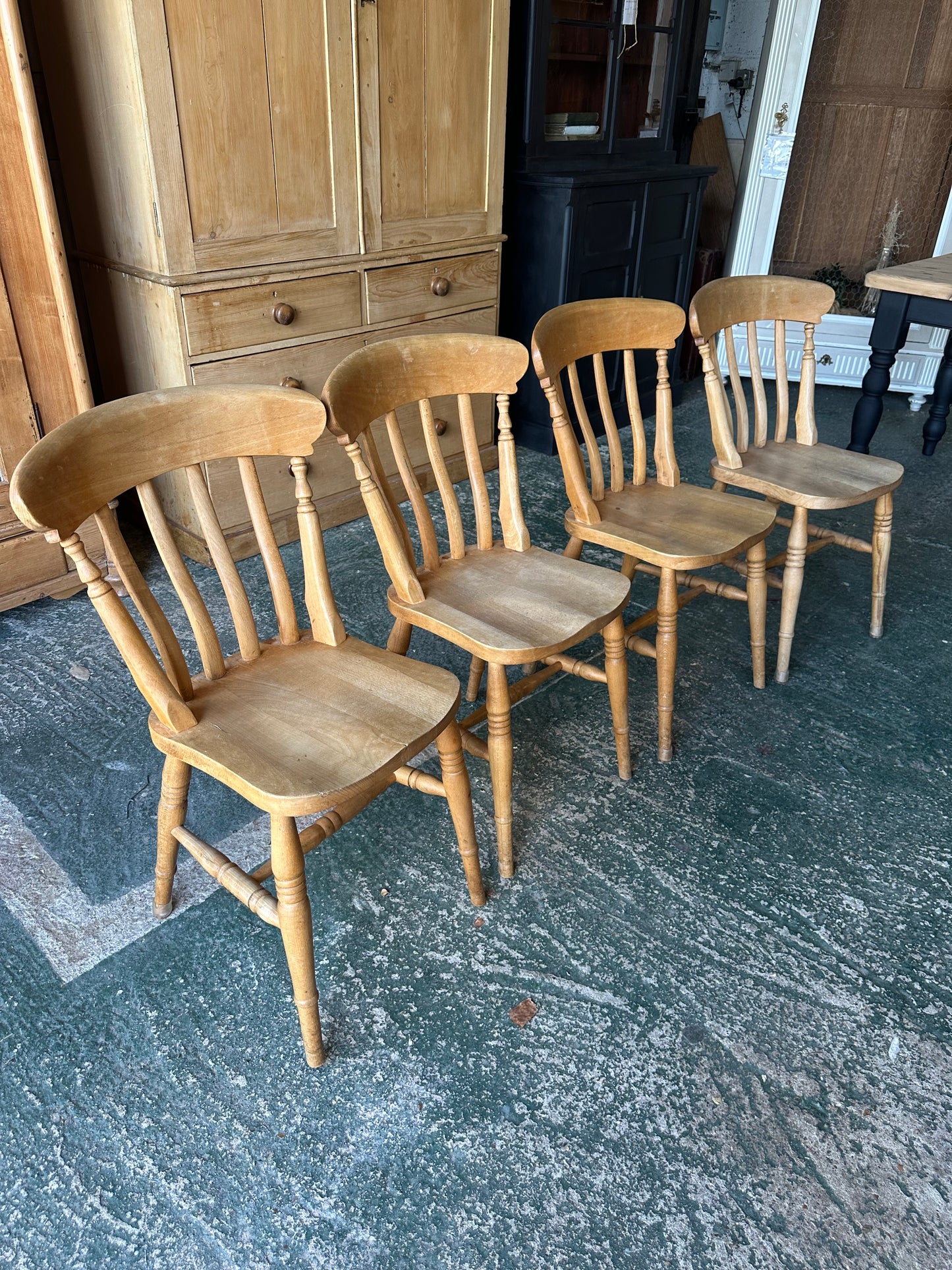 Farmhouse chairs set of 4