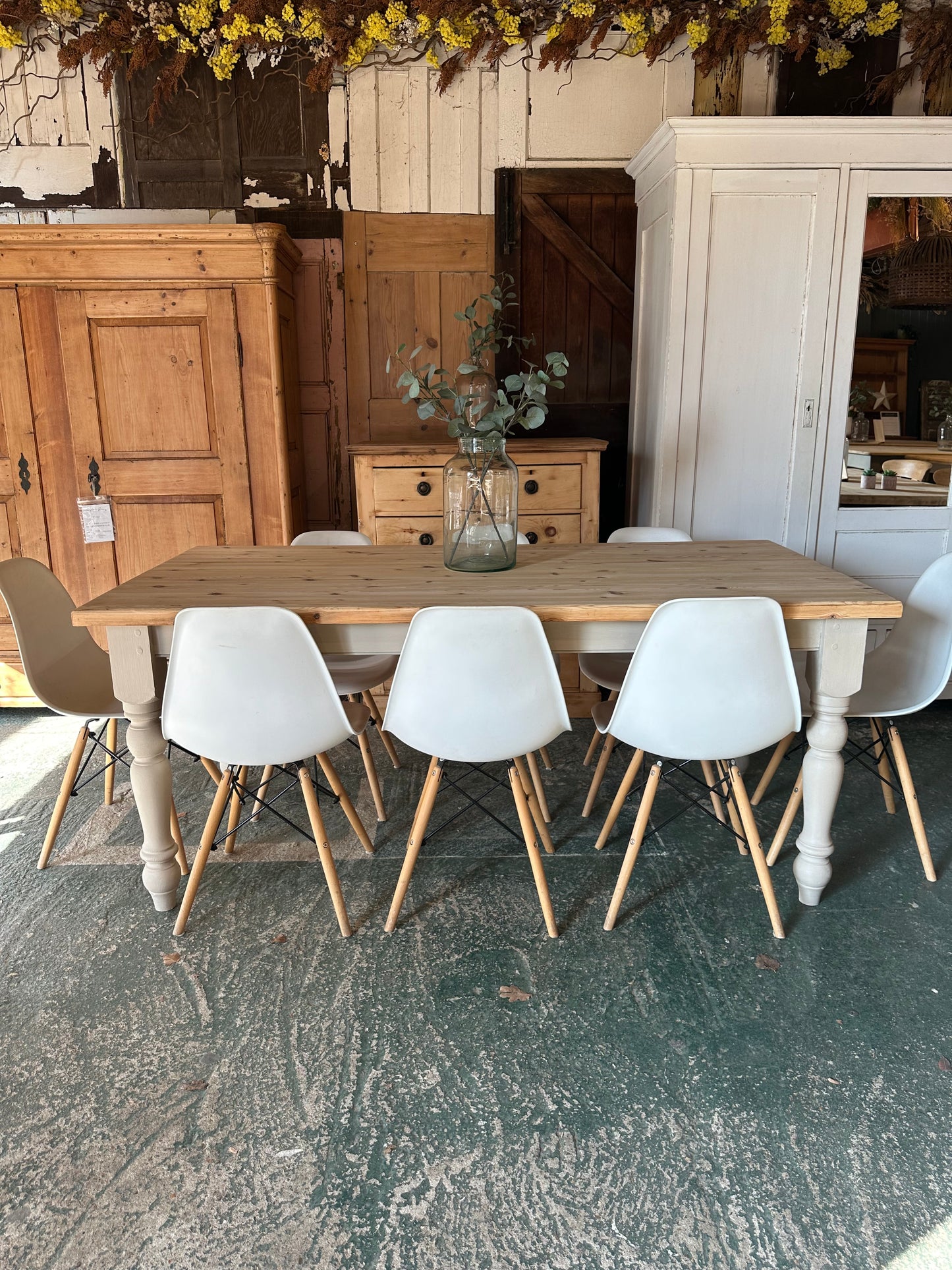 Rustic farmhouse table 8 seater