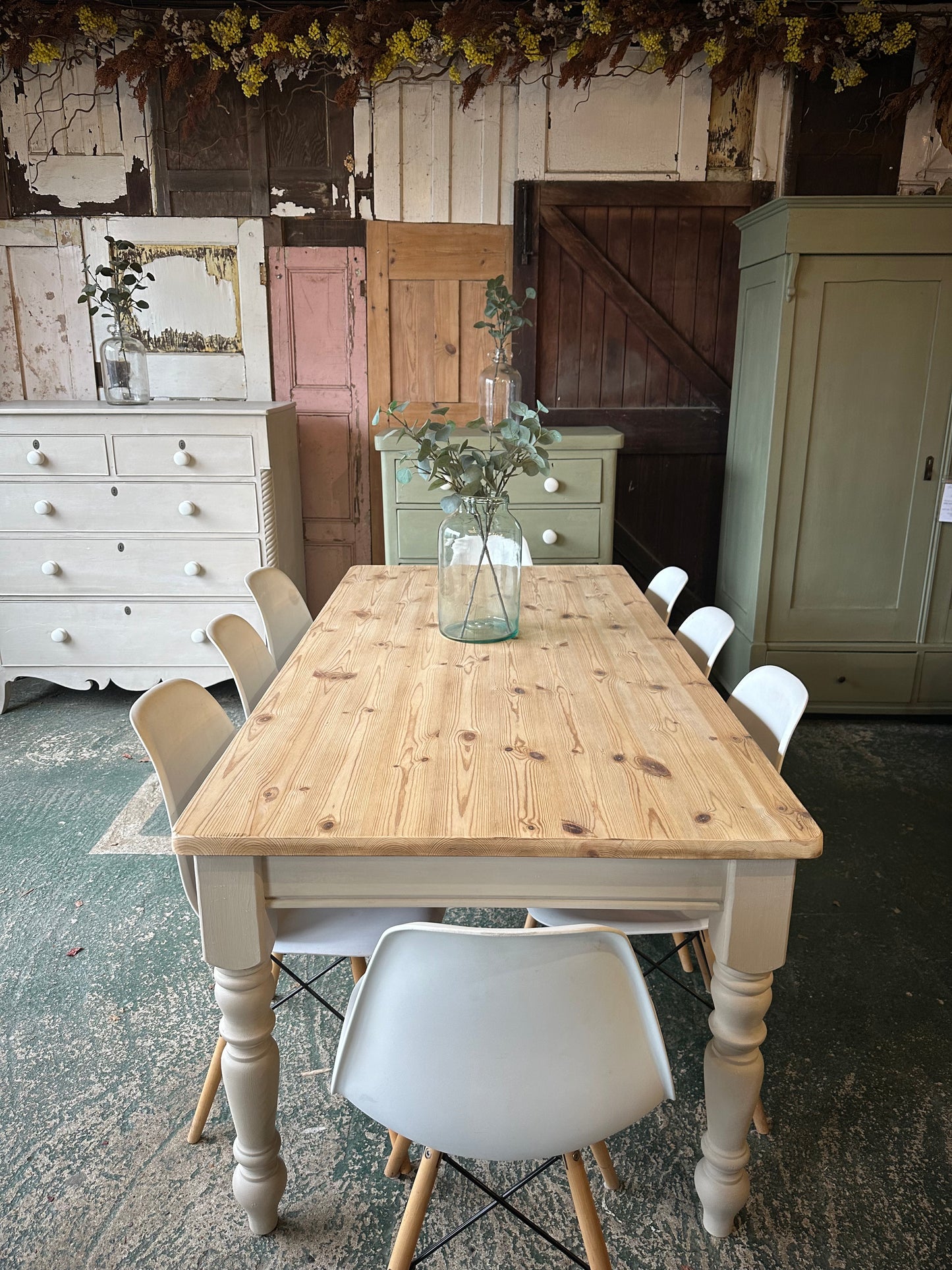 Farmhouse table 8 seater