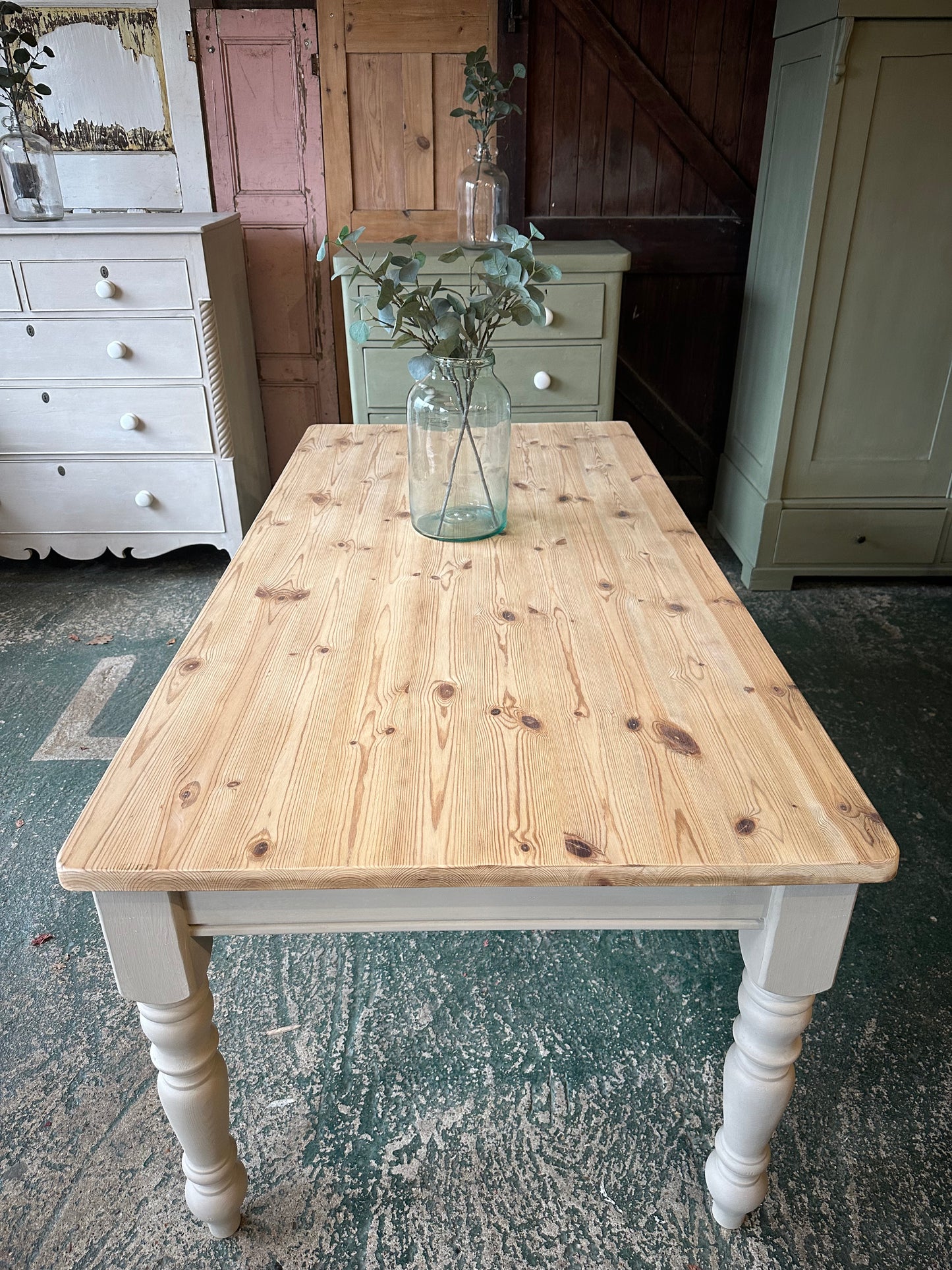 Farmhouse table 8 seater