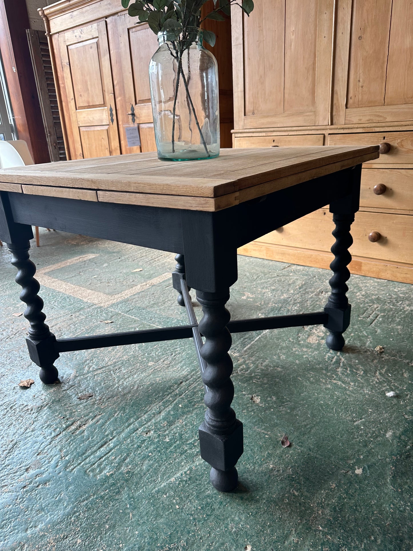 Rustic oak barley twist draw leaf table