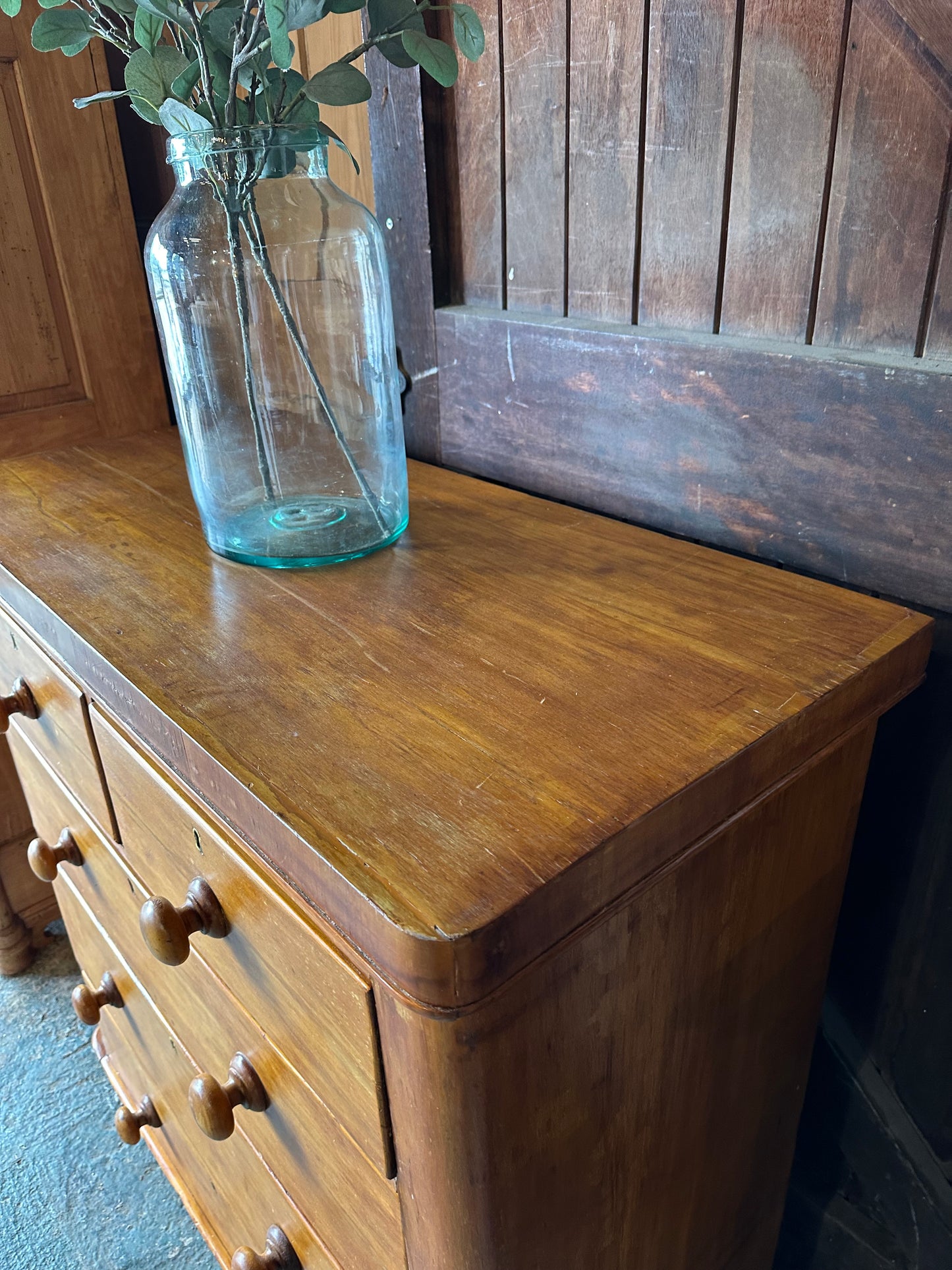 Rustic vintage chest of drawers