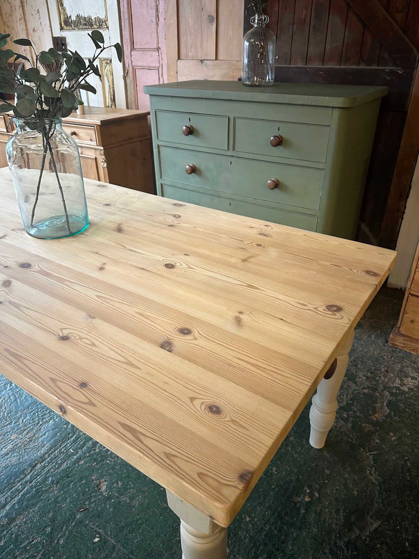 Rustic farmhouse table 8 seater