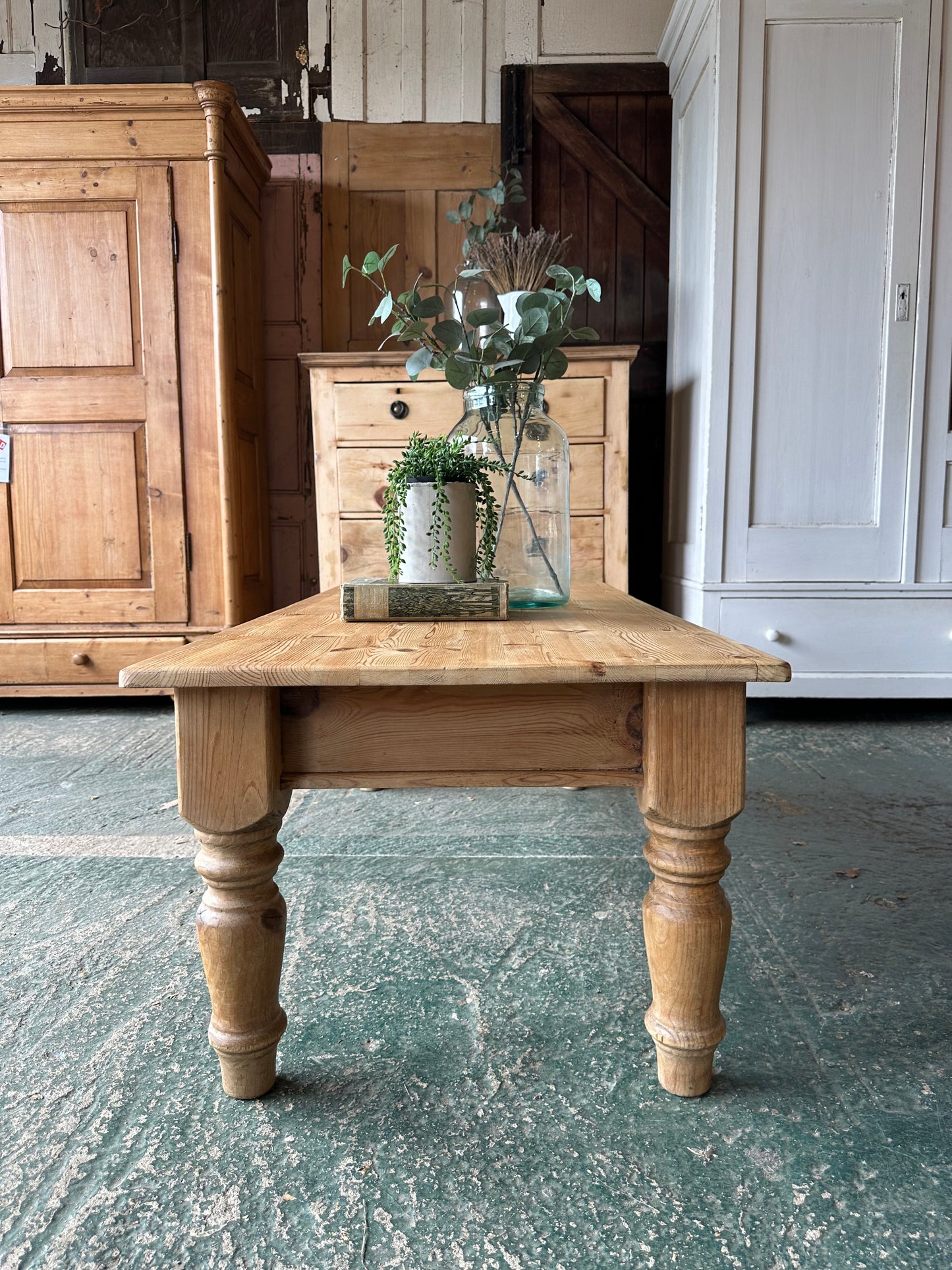 Rustic Farmhouse coffee table