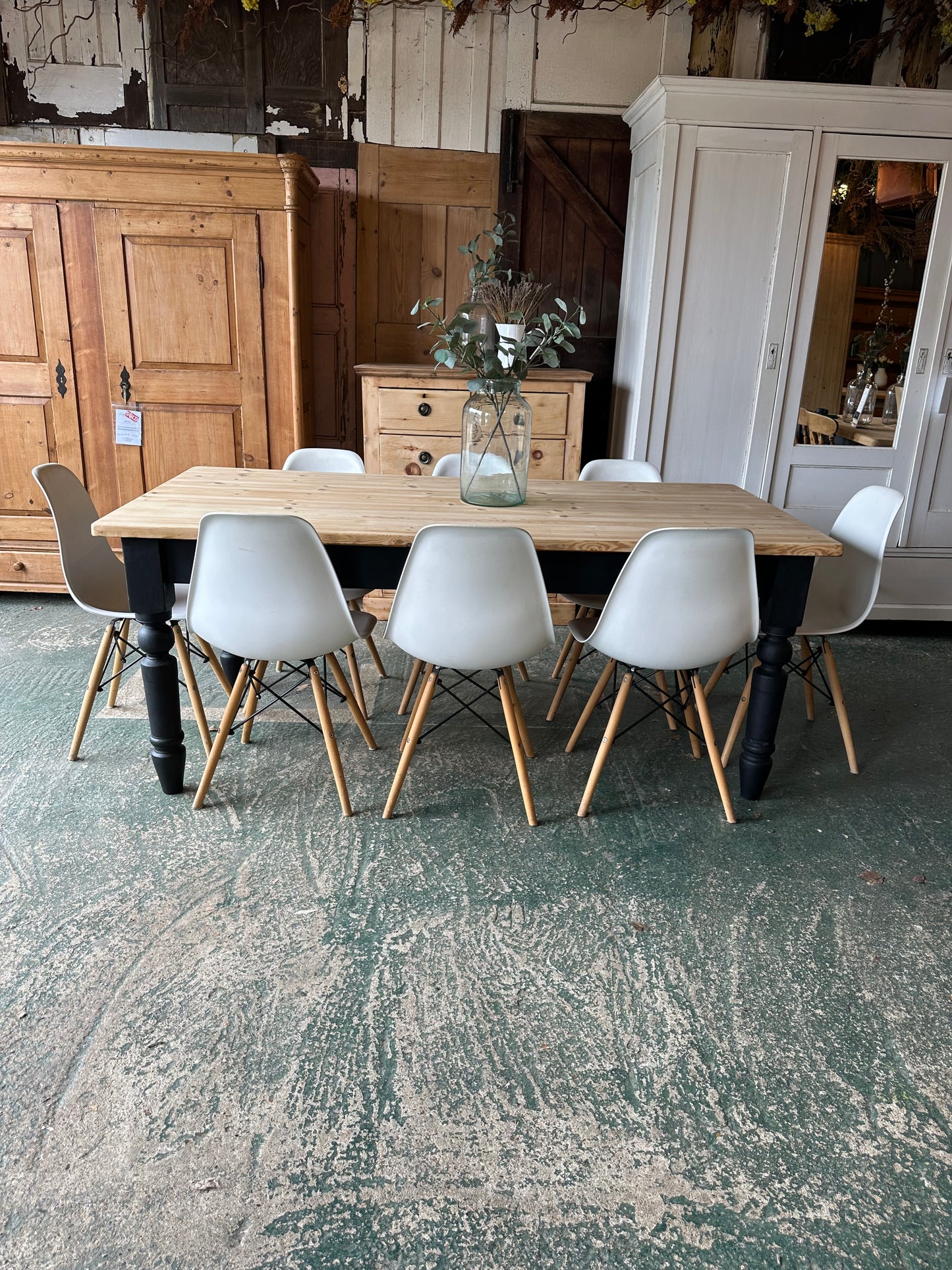 Rustic farmhouse table 8 seater