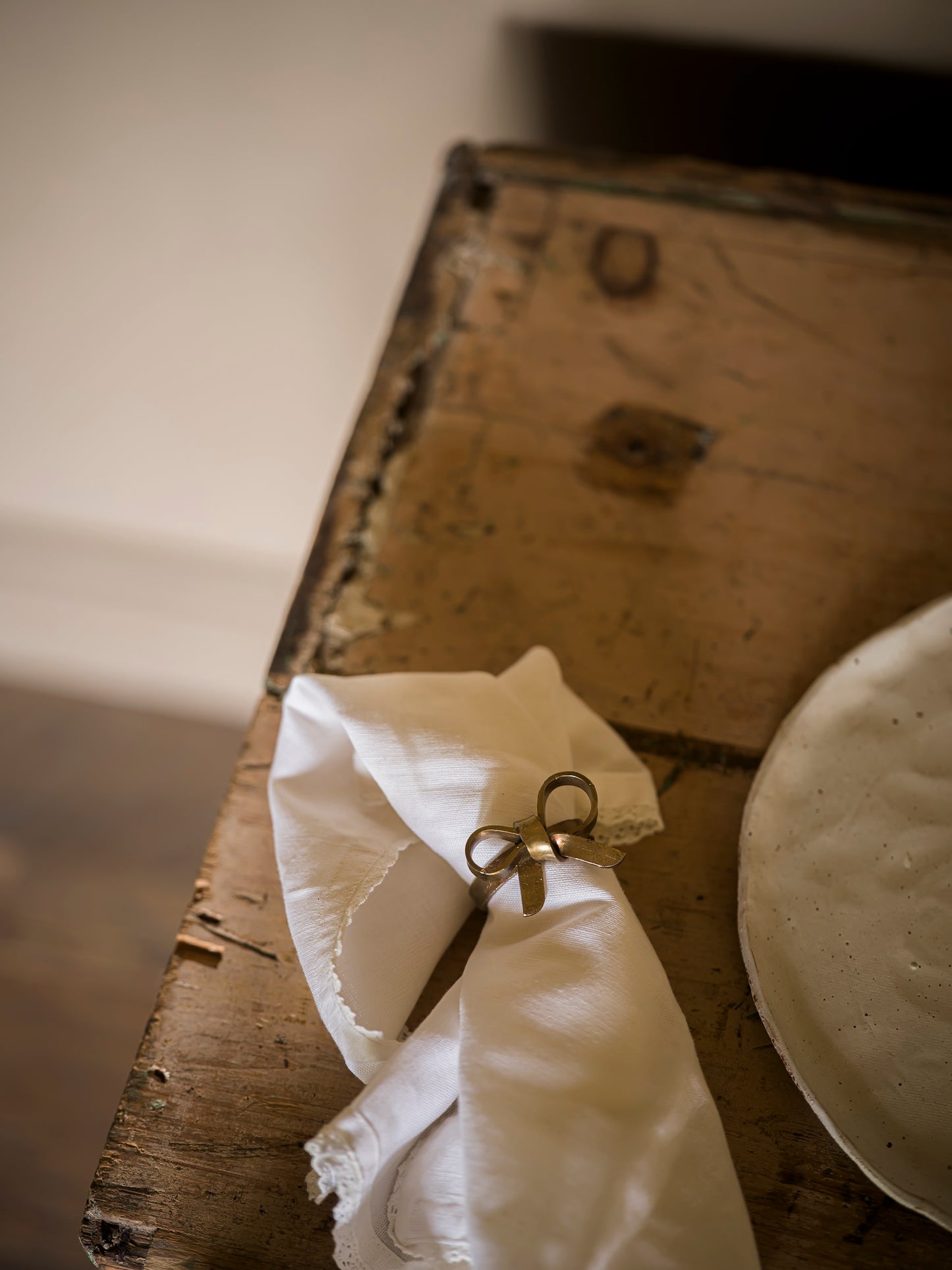 Antique Brass Bow Napkin Ring -Single