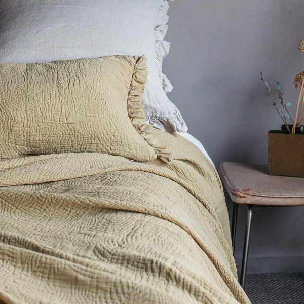 Alta Cushion Olive
