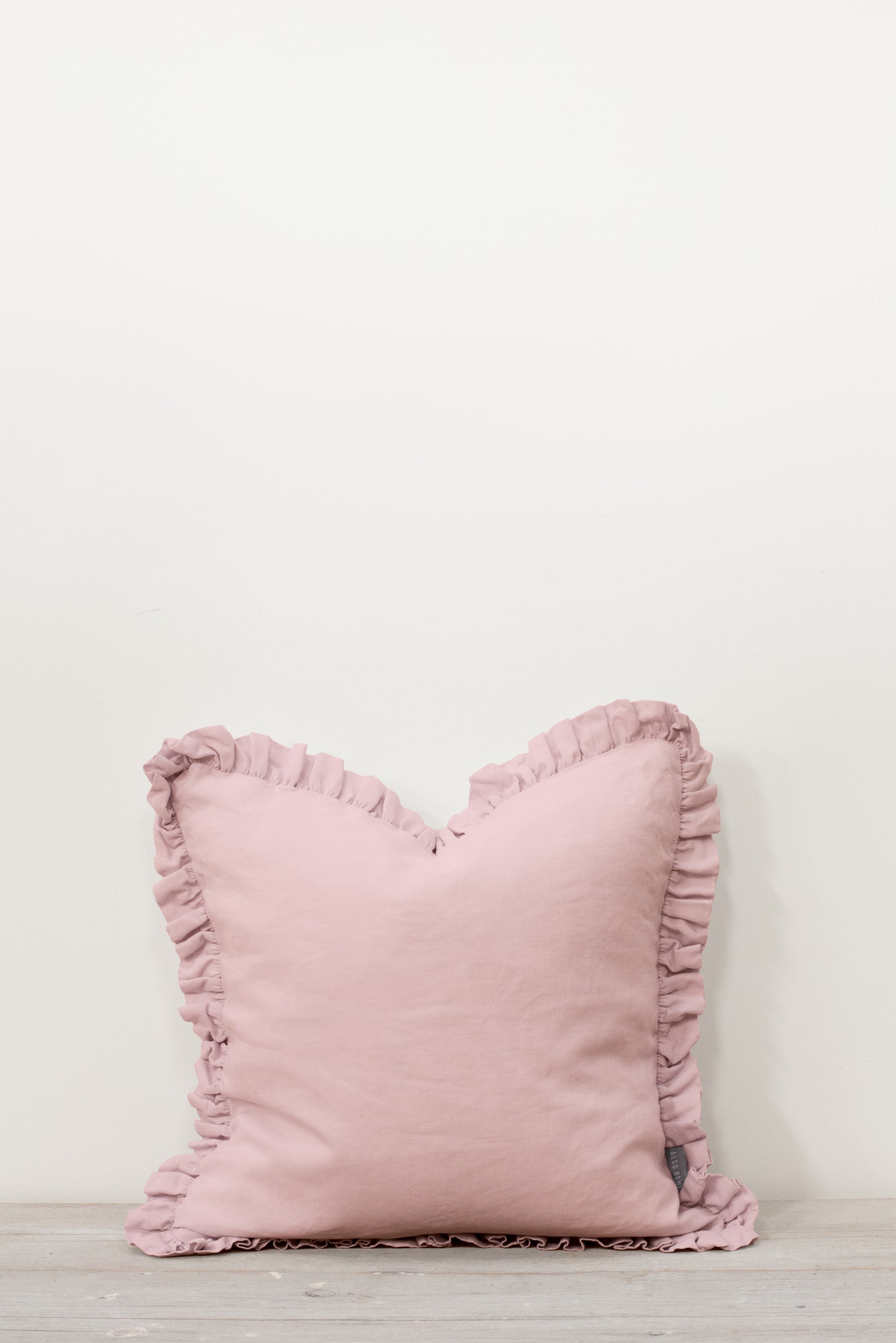 Oli Ruffle Cushion Blush