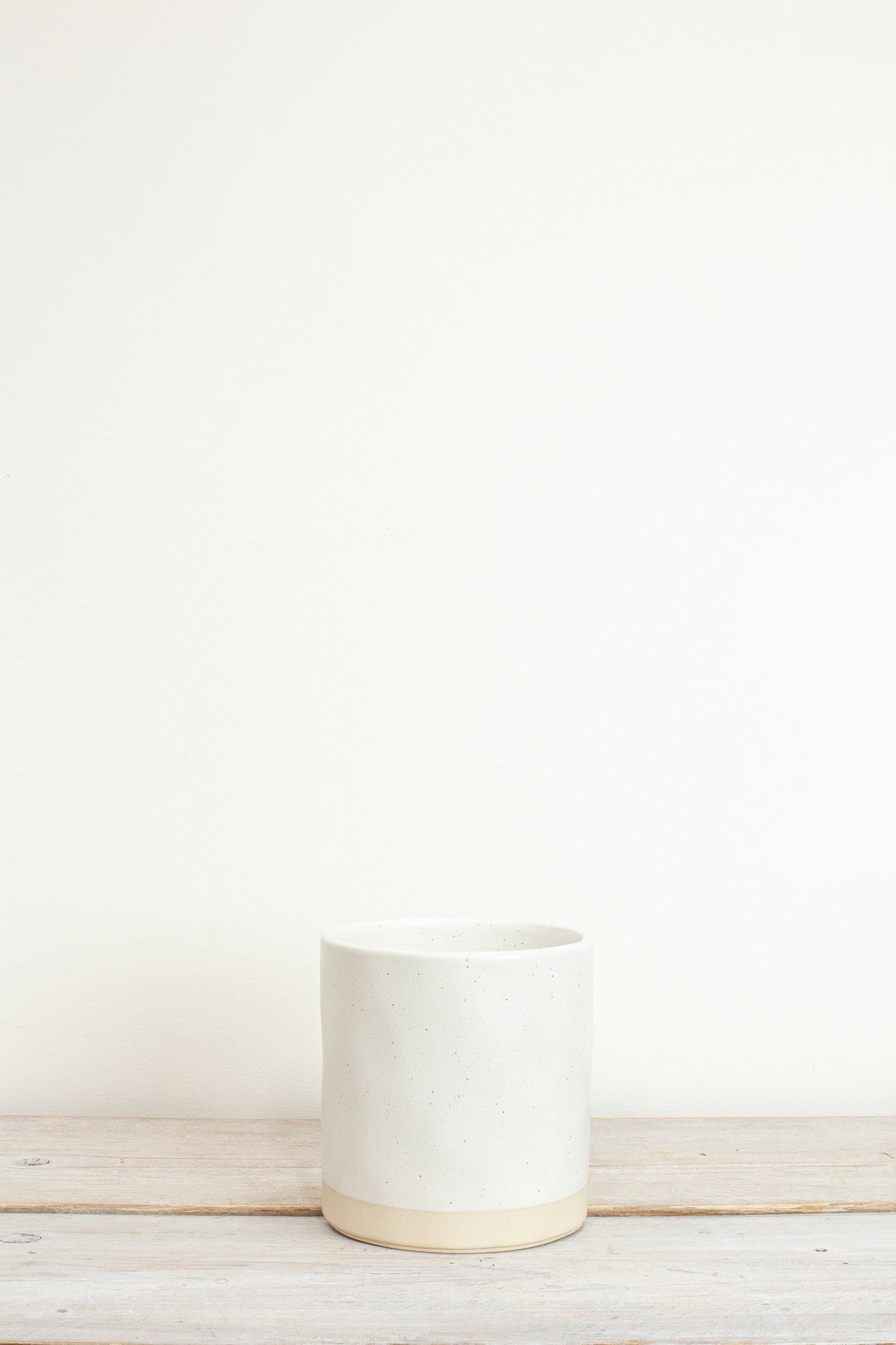 Kasvi Ivory Speckled Large Plant Pot