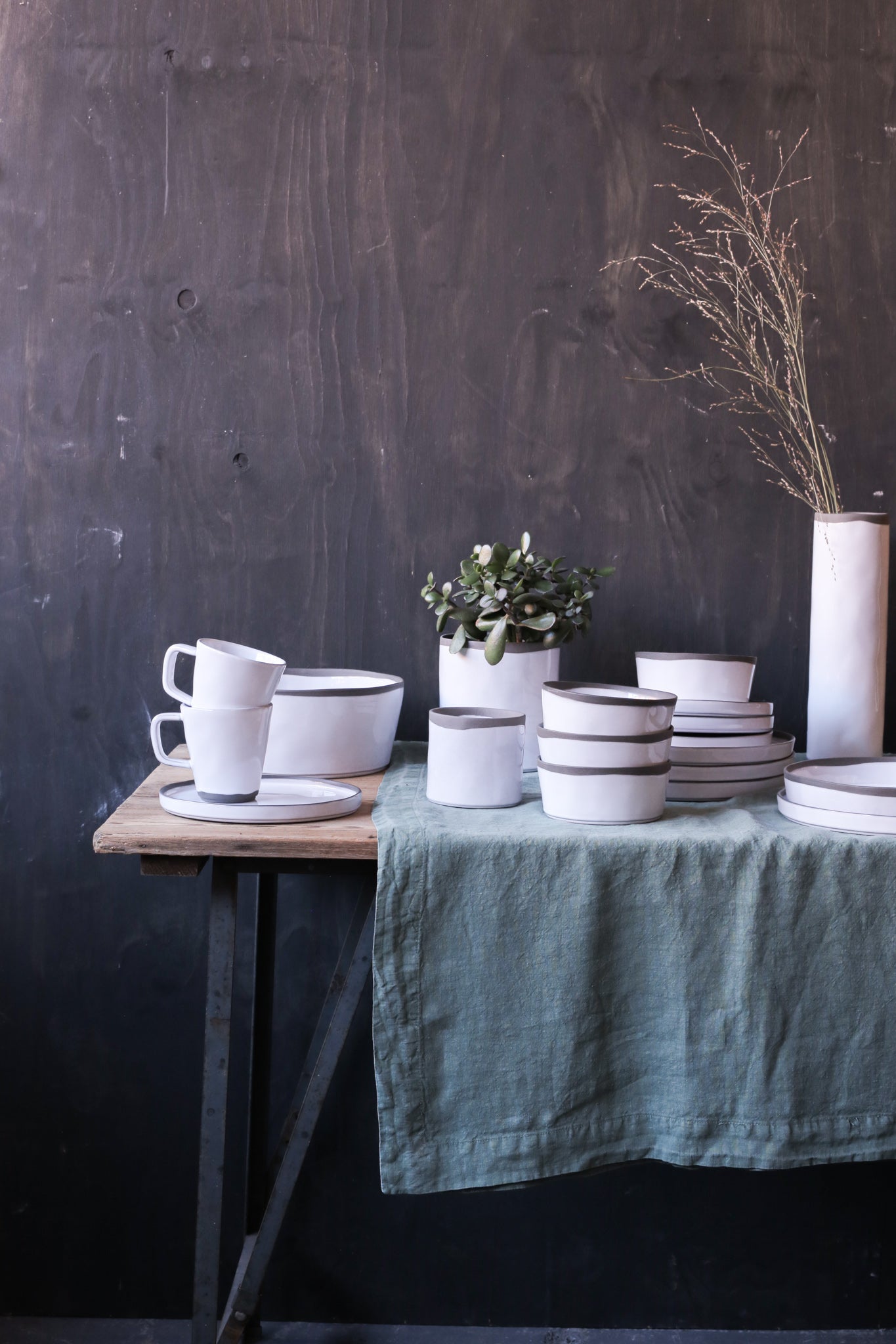 Loka Recycled Clay Dinner Plate