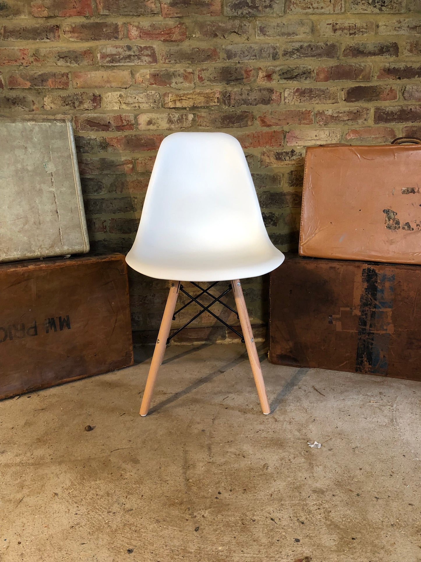 White dining chair