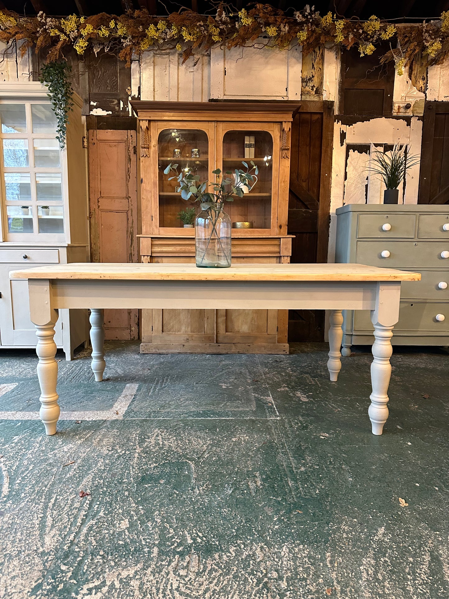 Rustic farmhouse table 8 seater