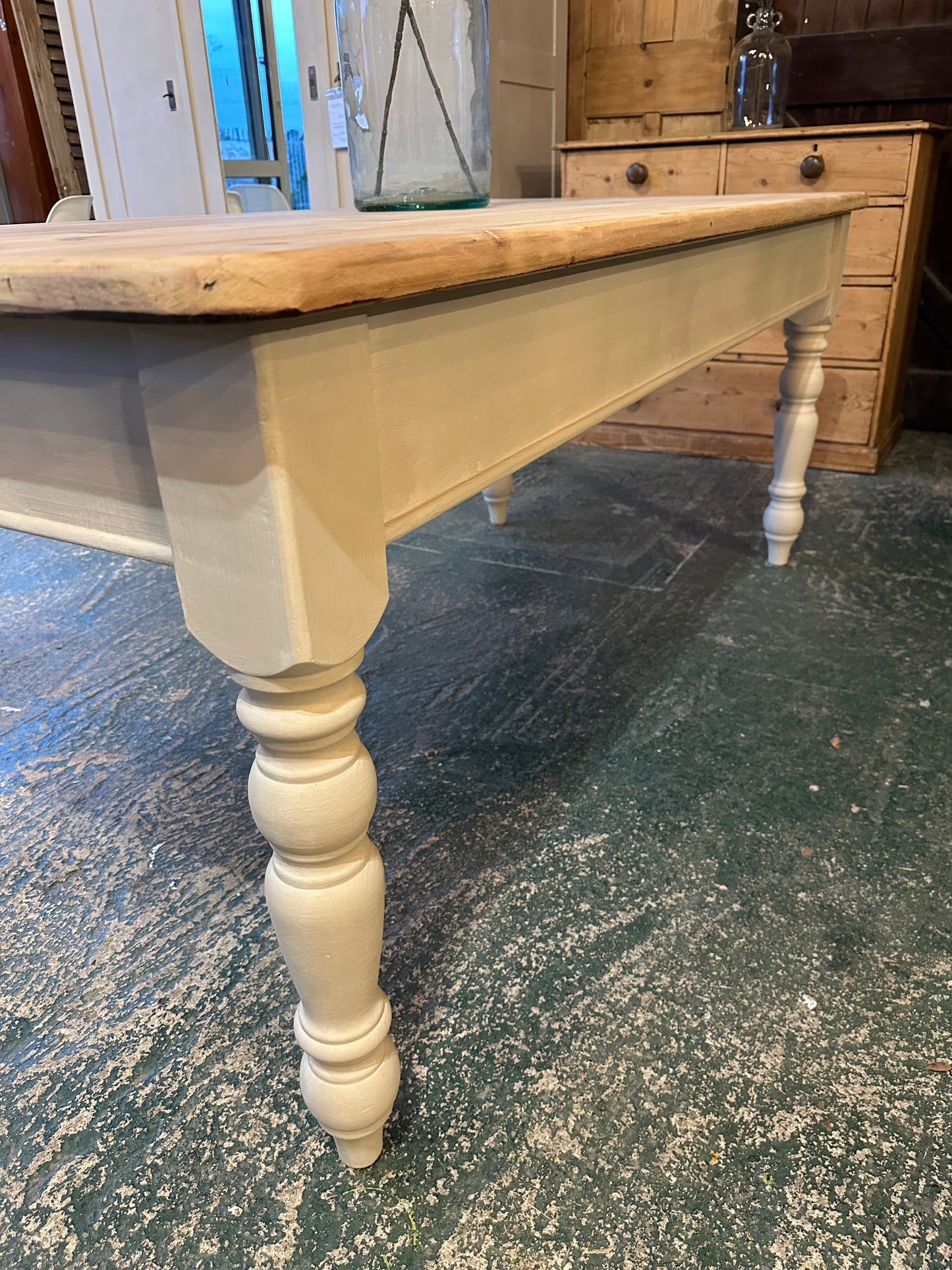 Rustic farmhouse table 8 seater