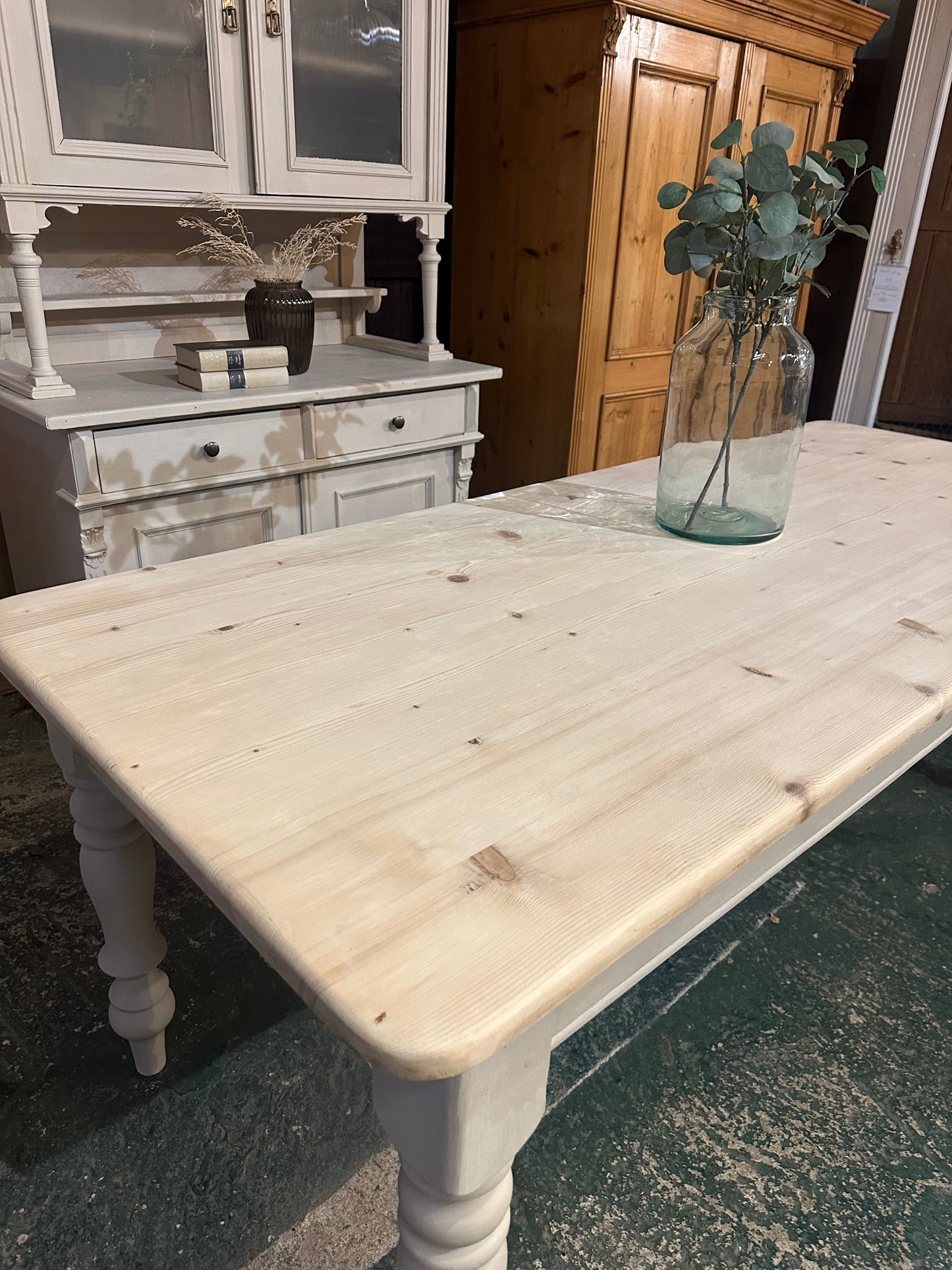 Farmhouse table 8 seater