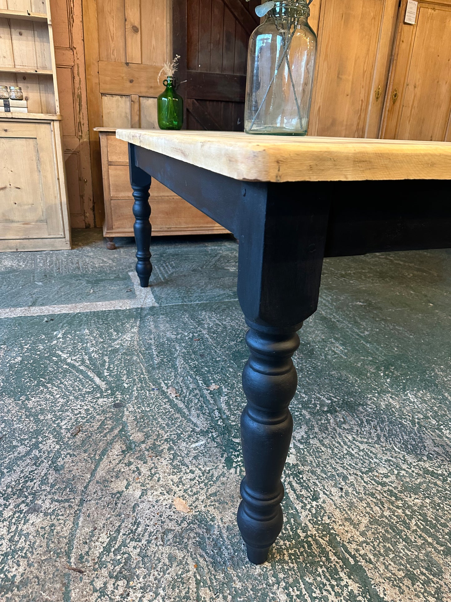 Rustic farmhouse table 8 seater