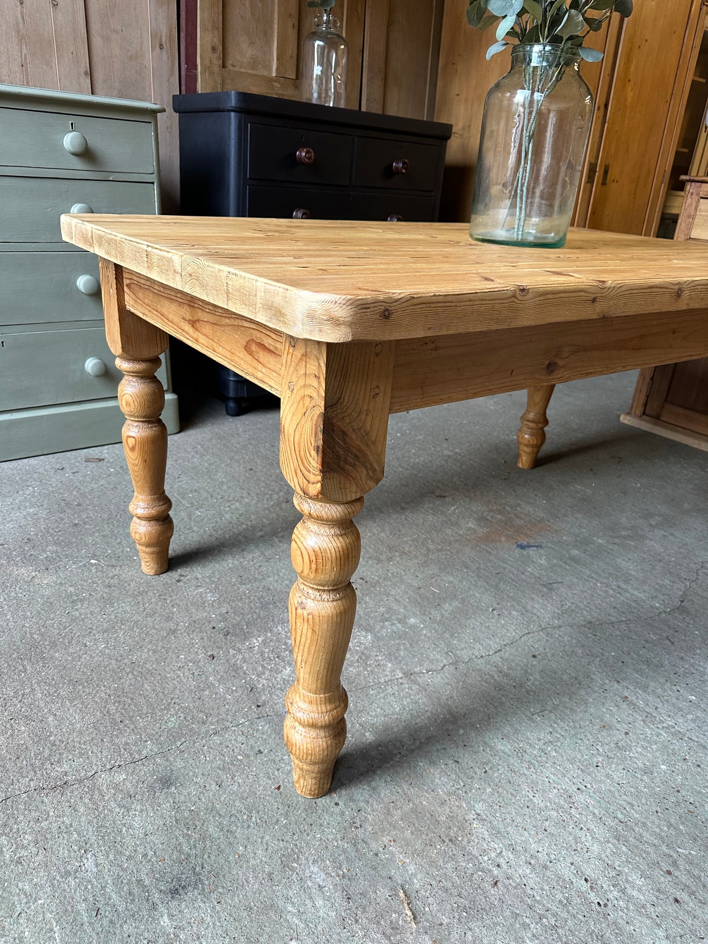 Farmhouse table 6 seater