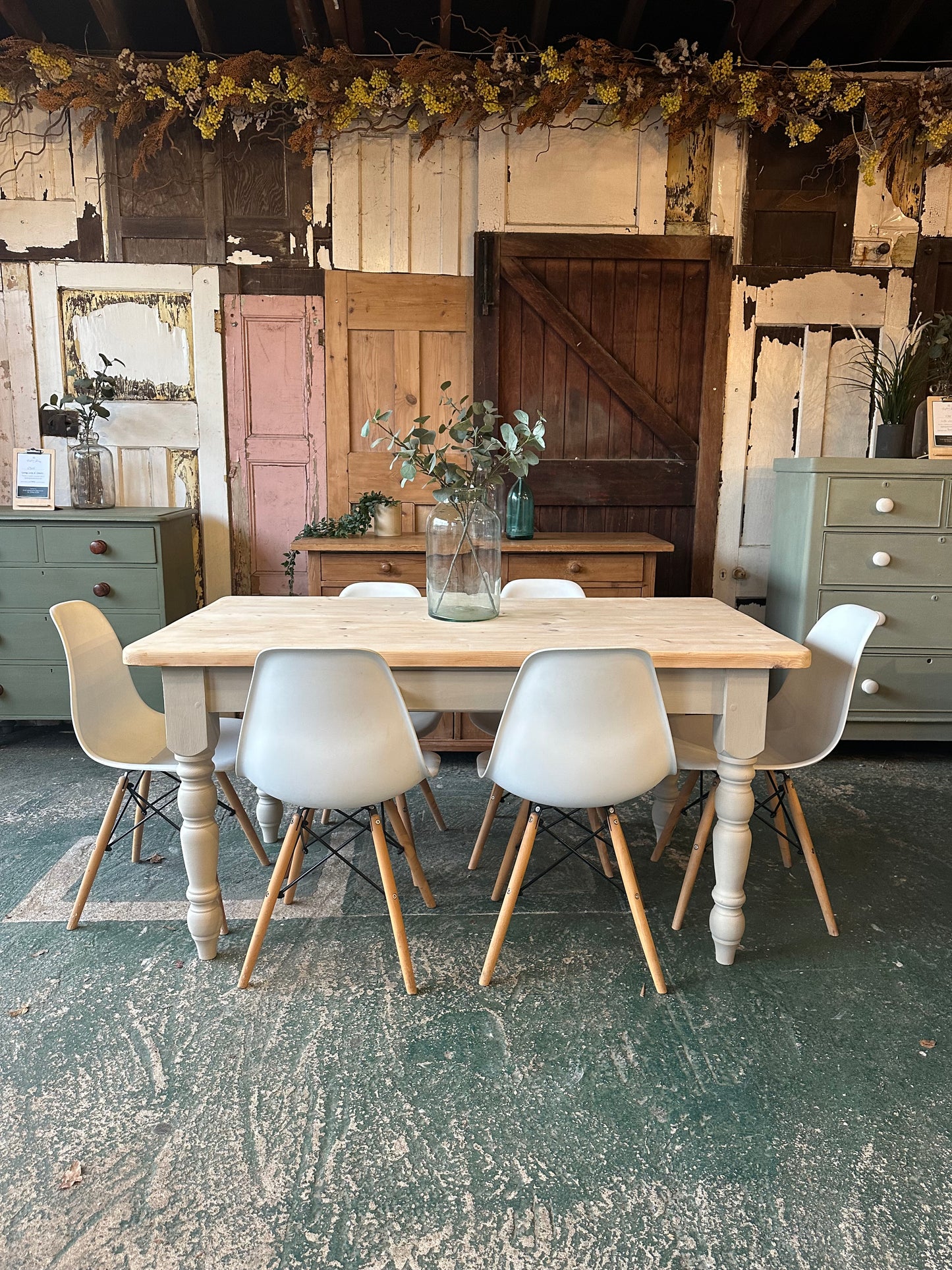 Rustic farmhouse table 6 seater