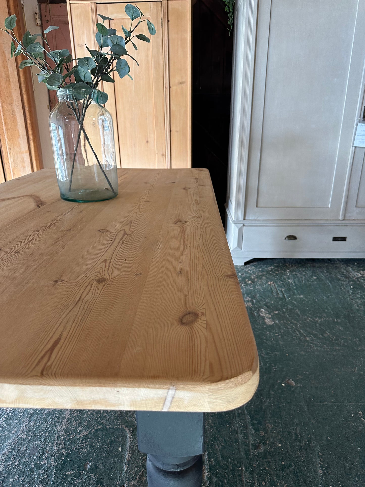 Rustic farmhouse table large 6 seater