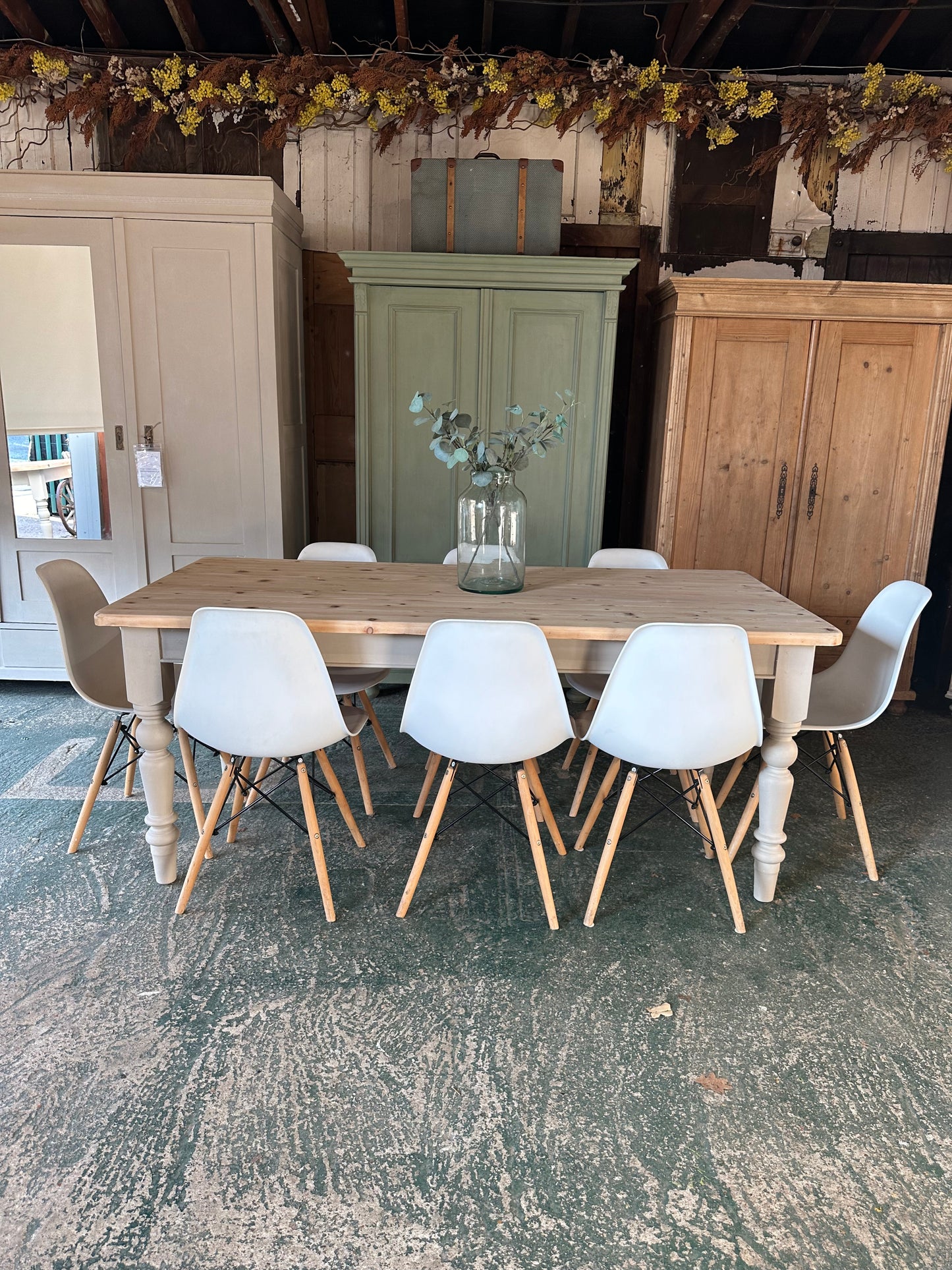 Rustic farmhouse table 8 seater