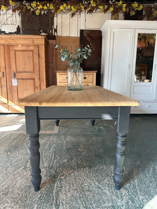 Rustic farmhouse table 8 seater