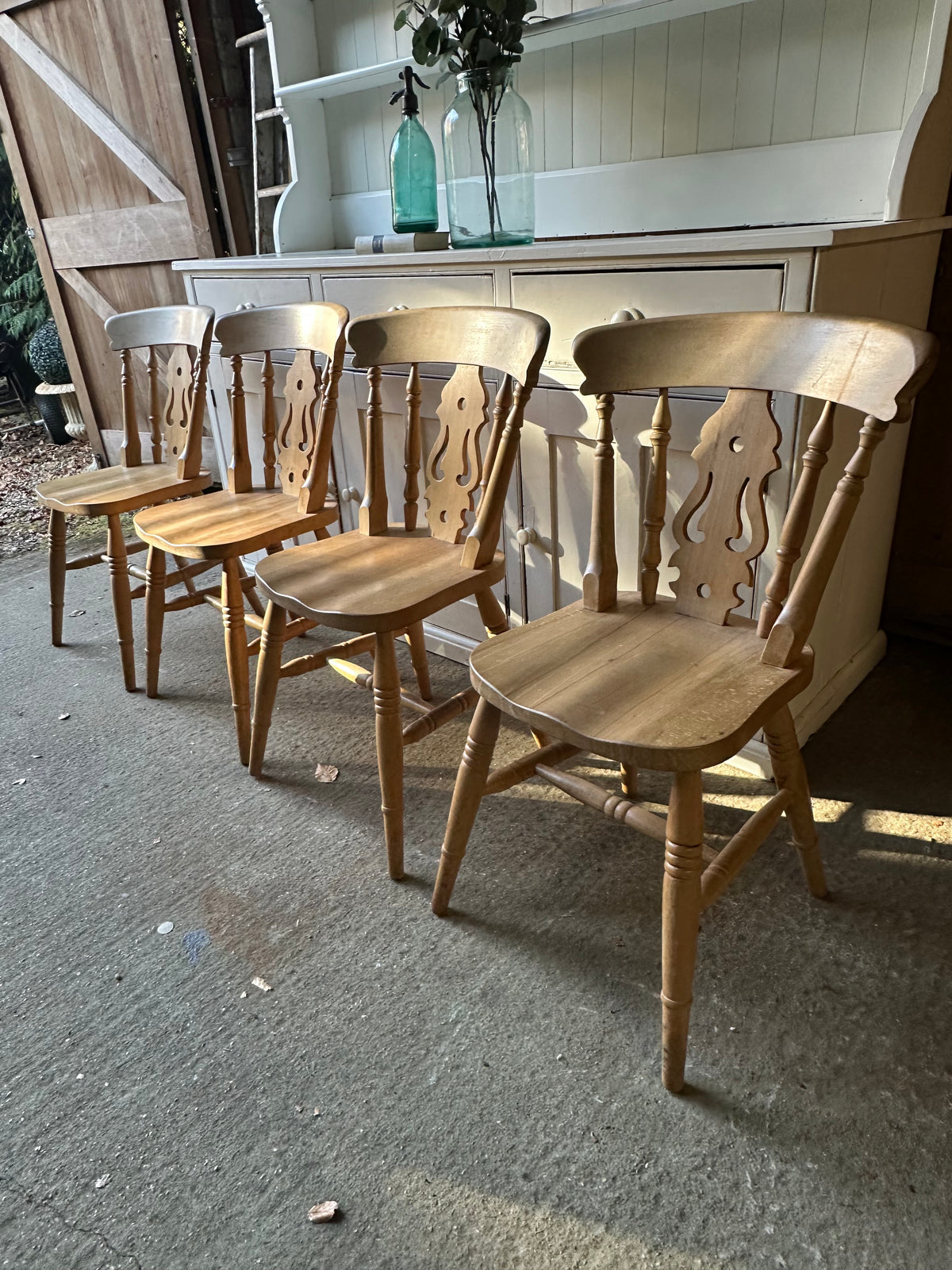 Farmhouse chairs set of 4